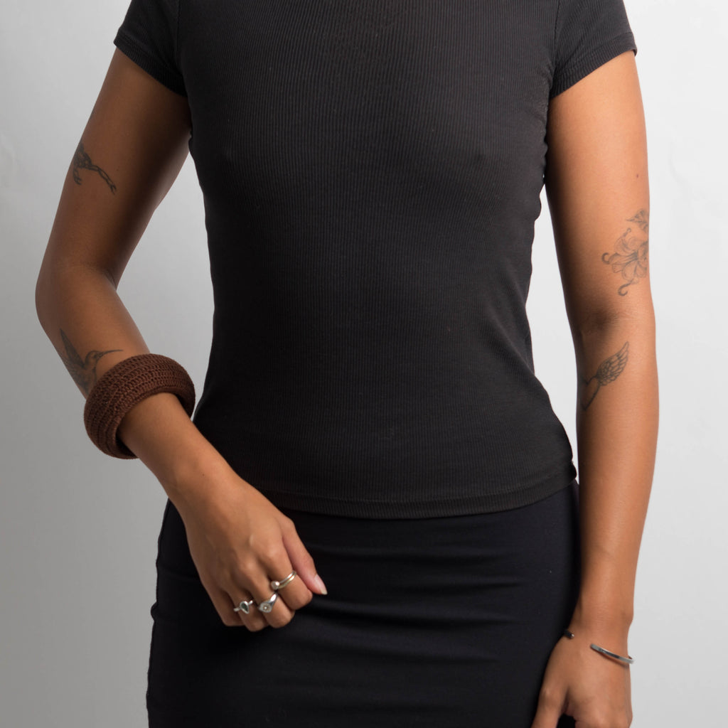 BROWN CROCHET BANGLE