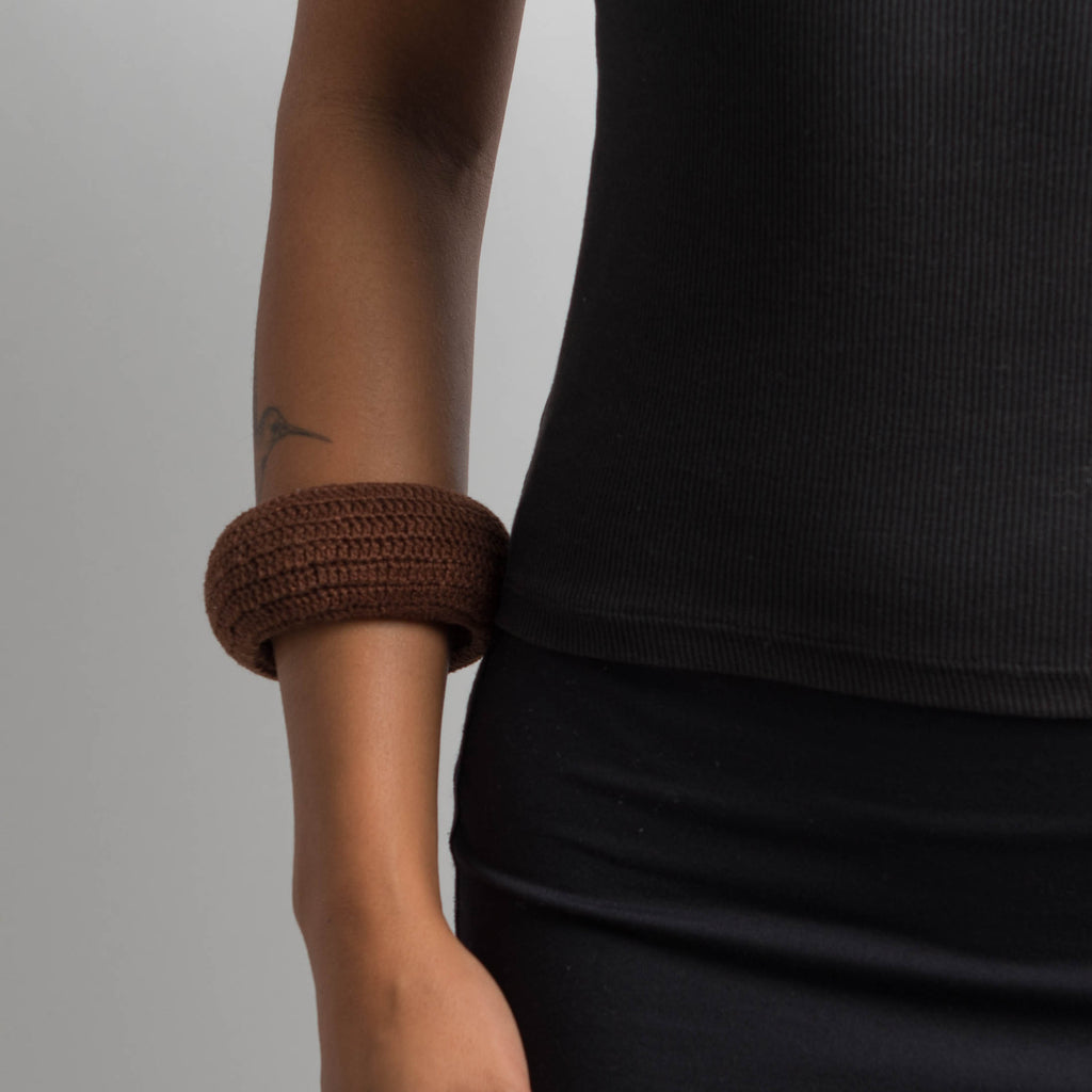 BROWN CROCHET BANGLE
