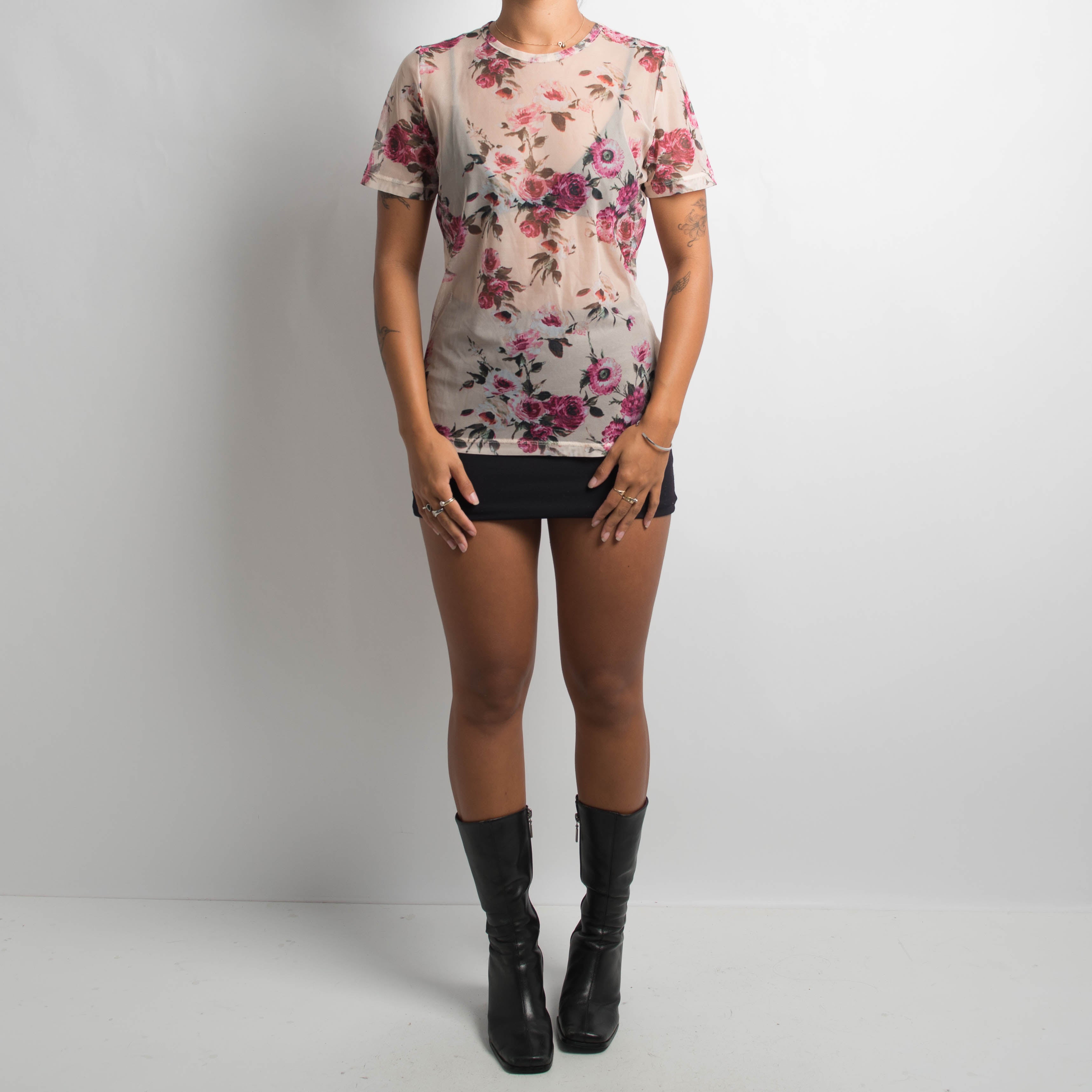FLORAL MESH BABY TEE