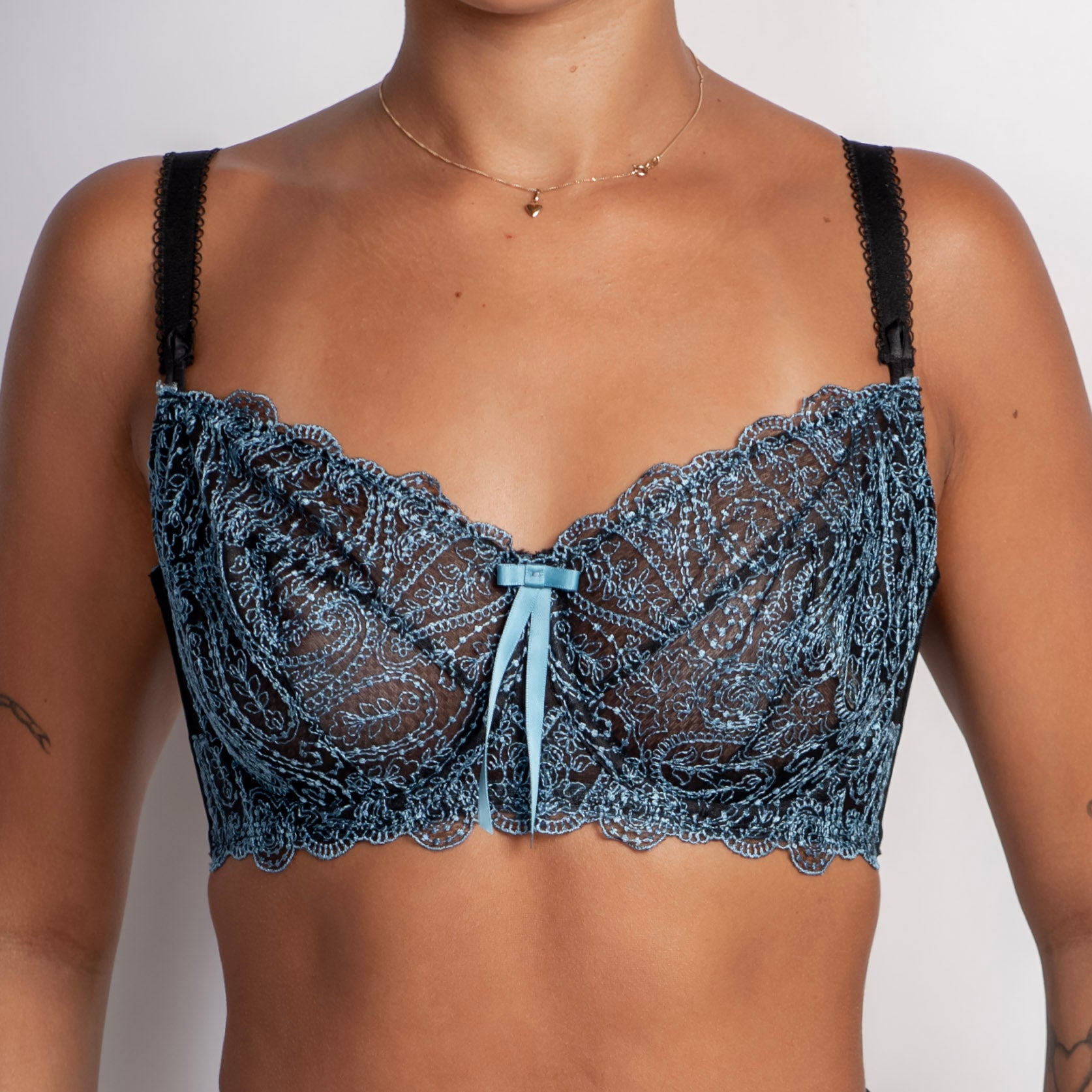 EMBROIDERED SOFT CUP BRA