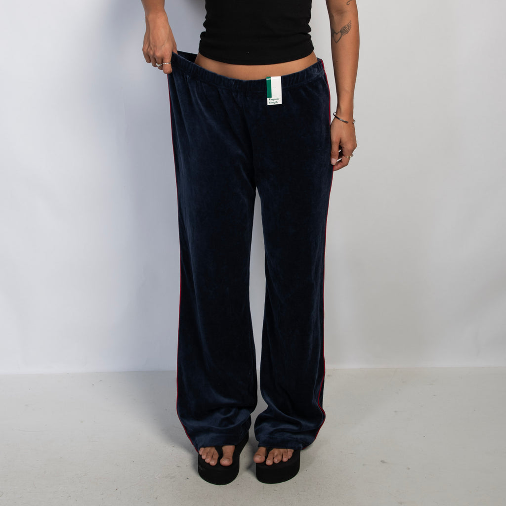 NAVY VELOUR LOUNGE PANTS