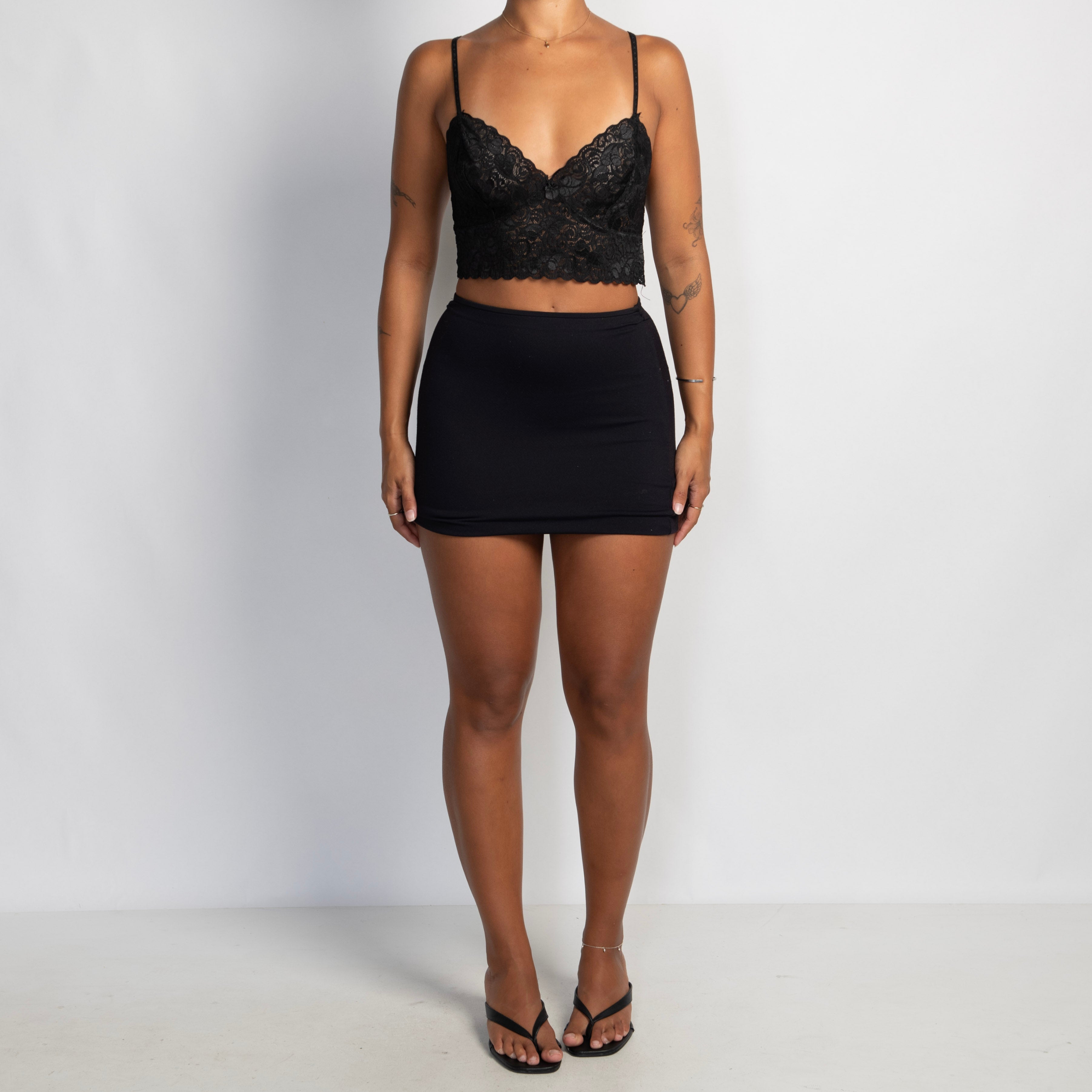 BLACK LACE CAMISOLE