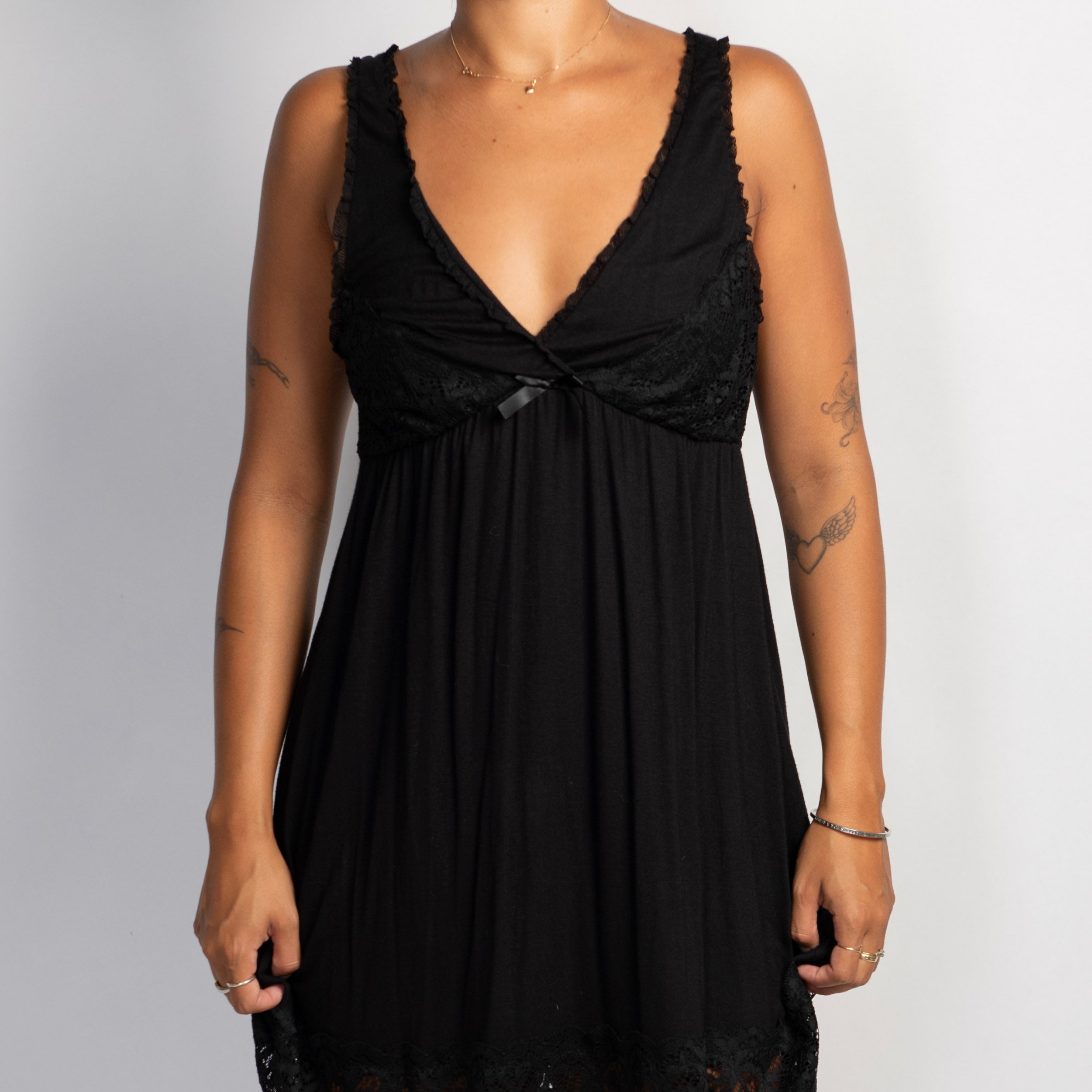 BLACK JERSEY CHEMISE