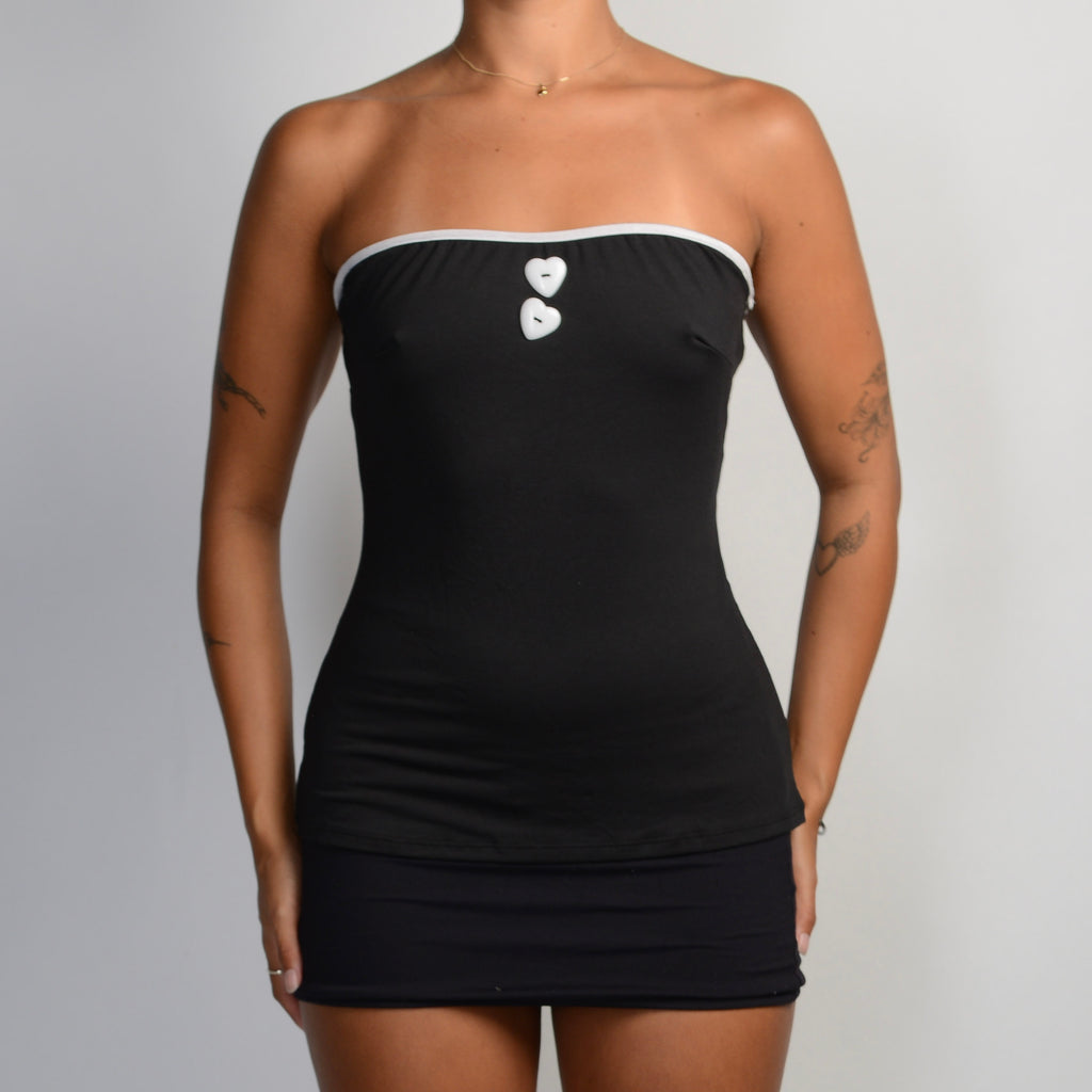 BLACK STRAPLESS TOP