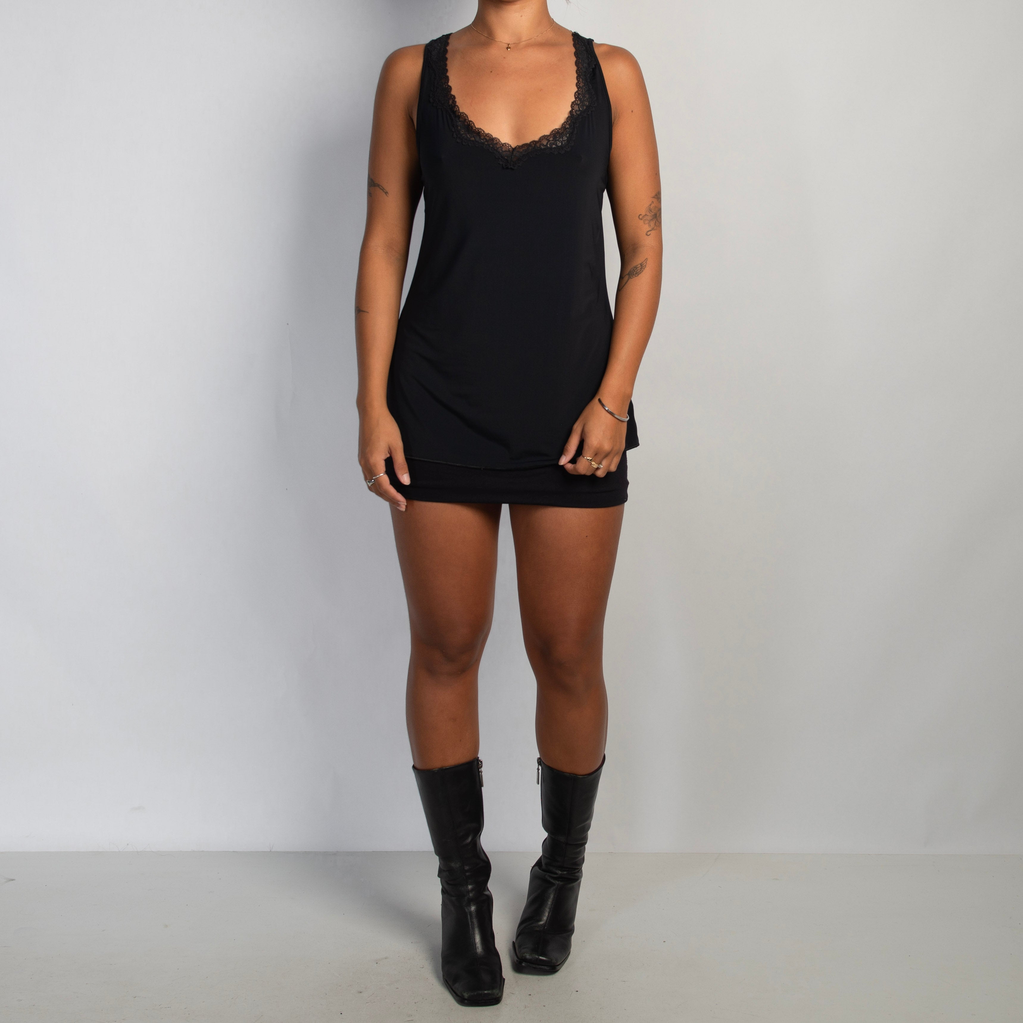 SLINK BLACK CAMISOLE