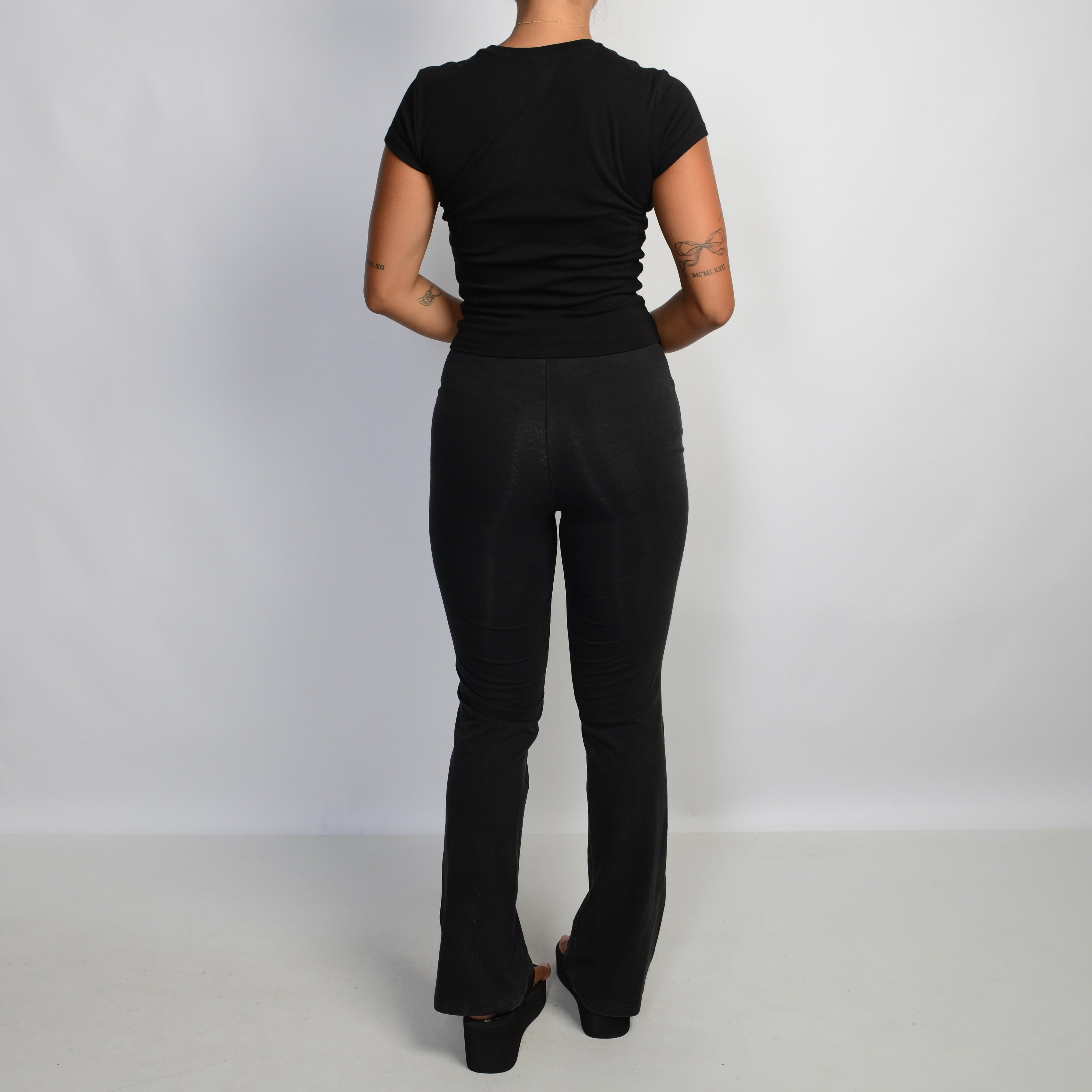 BLACK BOOTCUT LEGGINGS