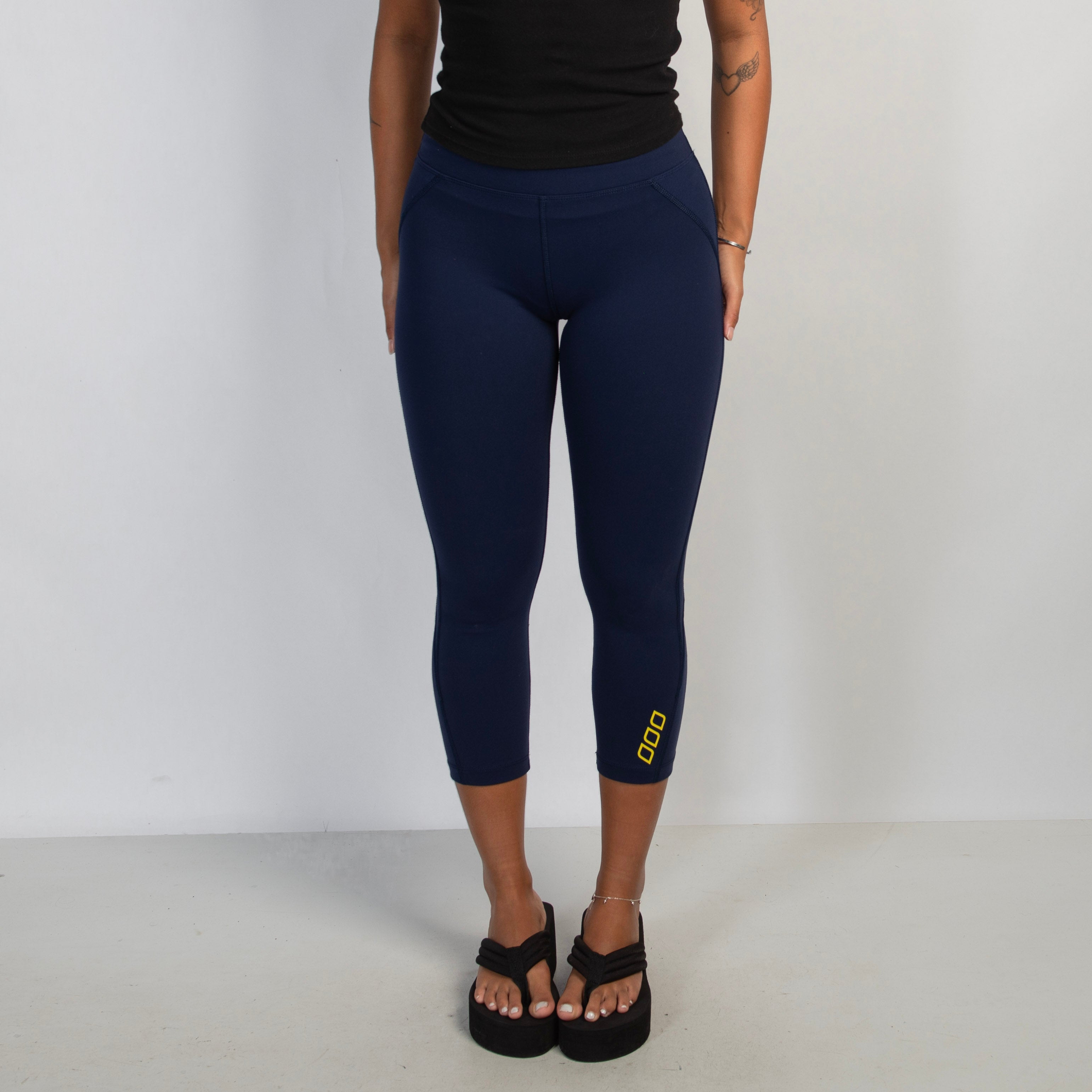 NAVY CAPRI TIGHTS