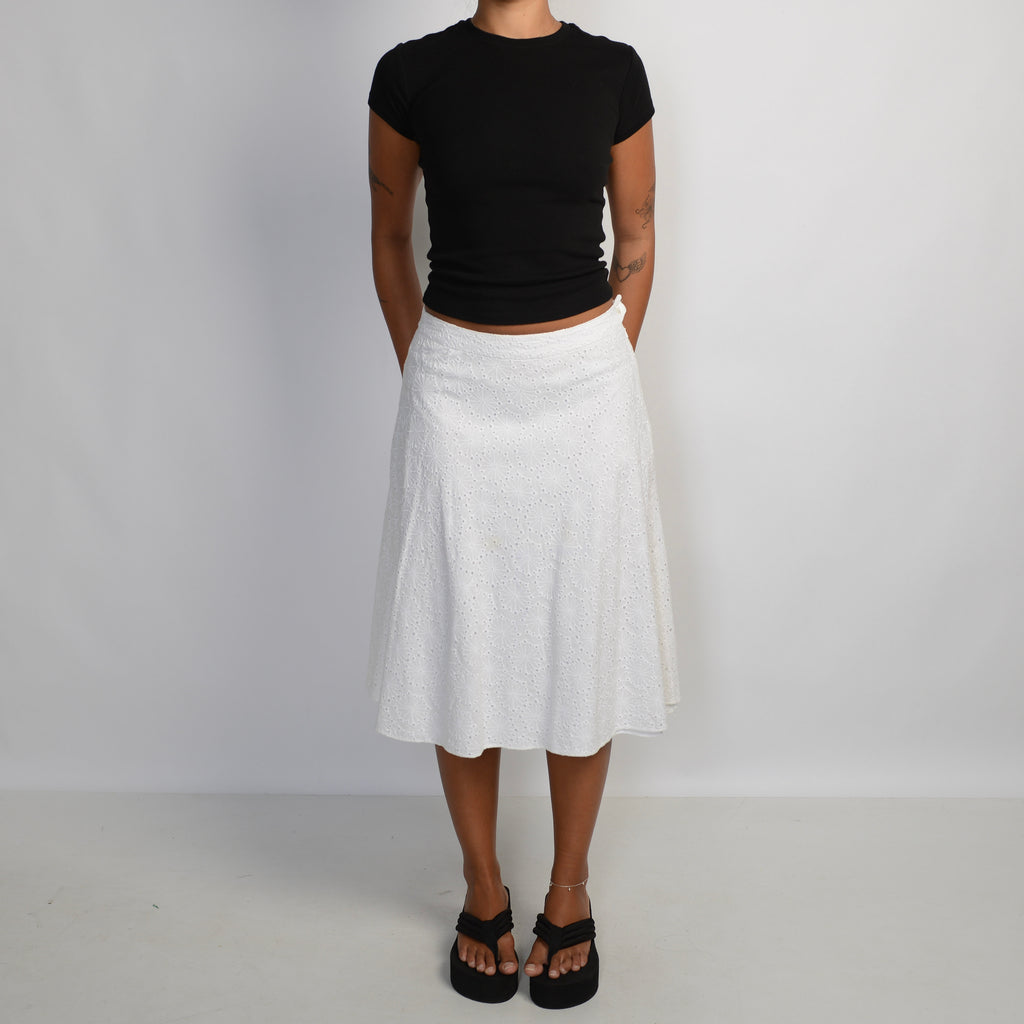 WHITE BRODERIE SKIRT