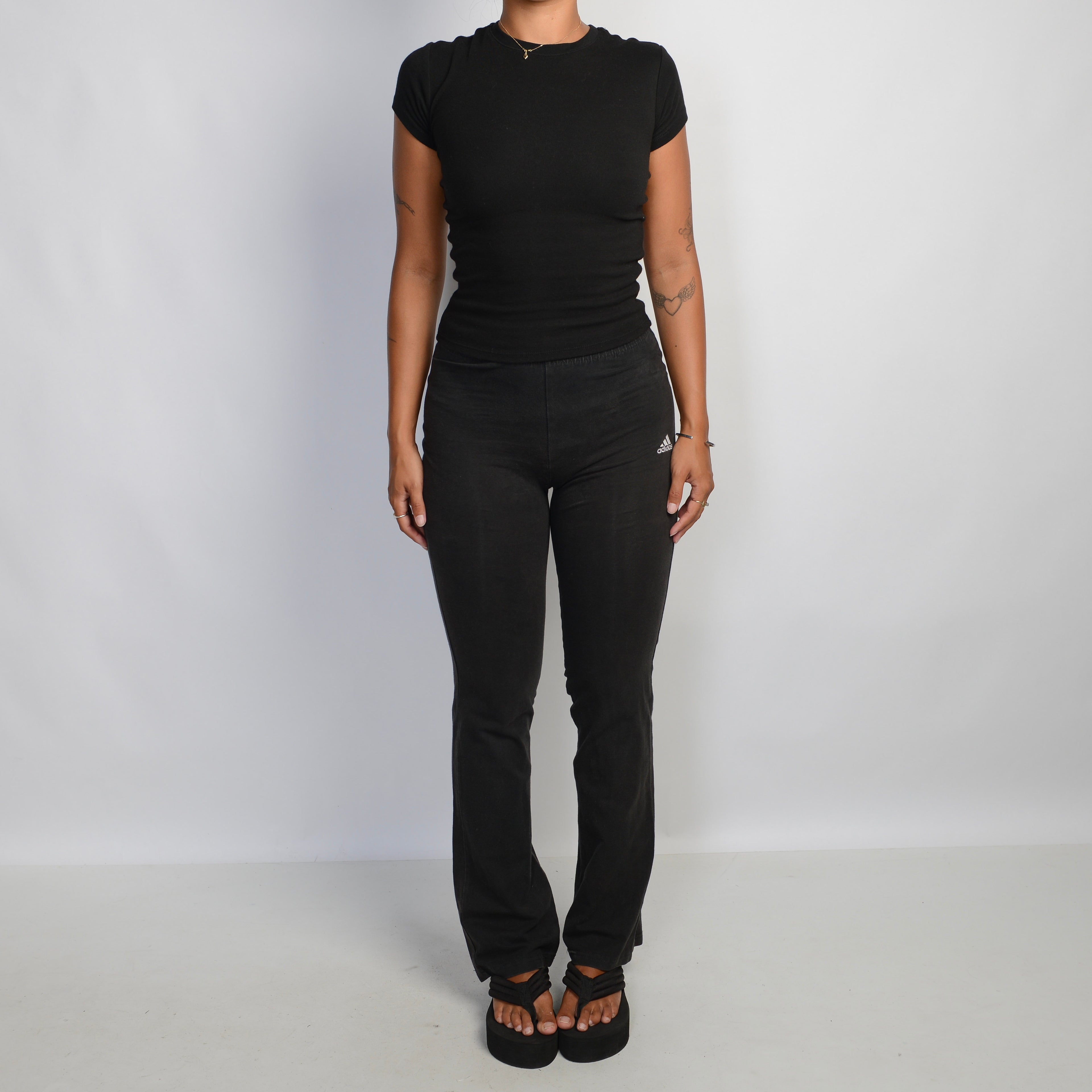 BLACK BOOTCUT LEGGINGS