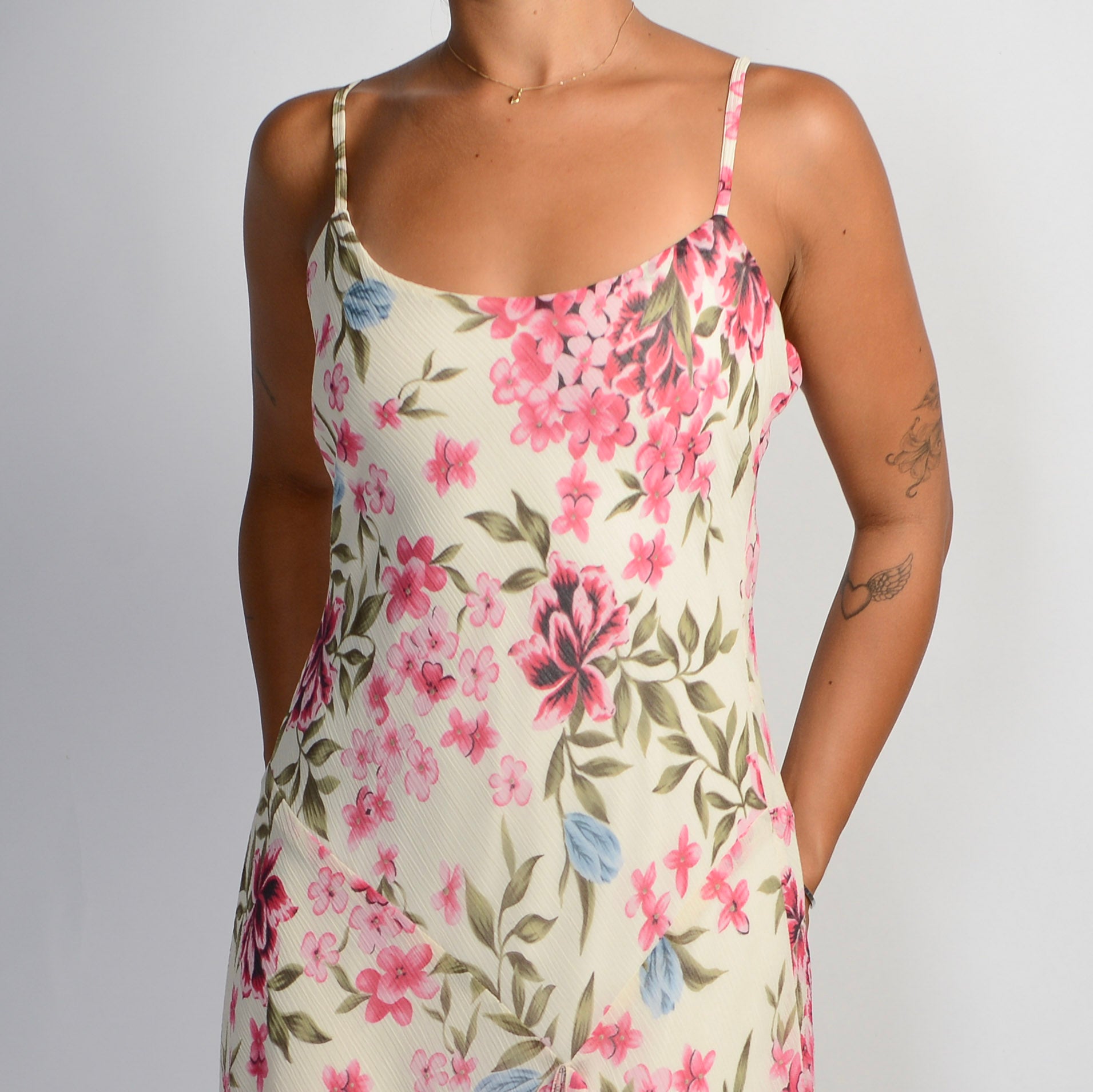 CREAM FLORAL MIDI DRESS