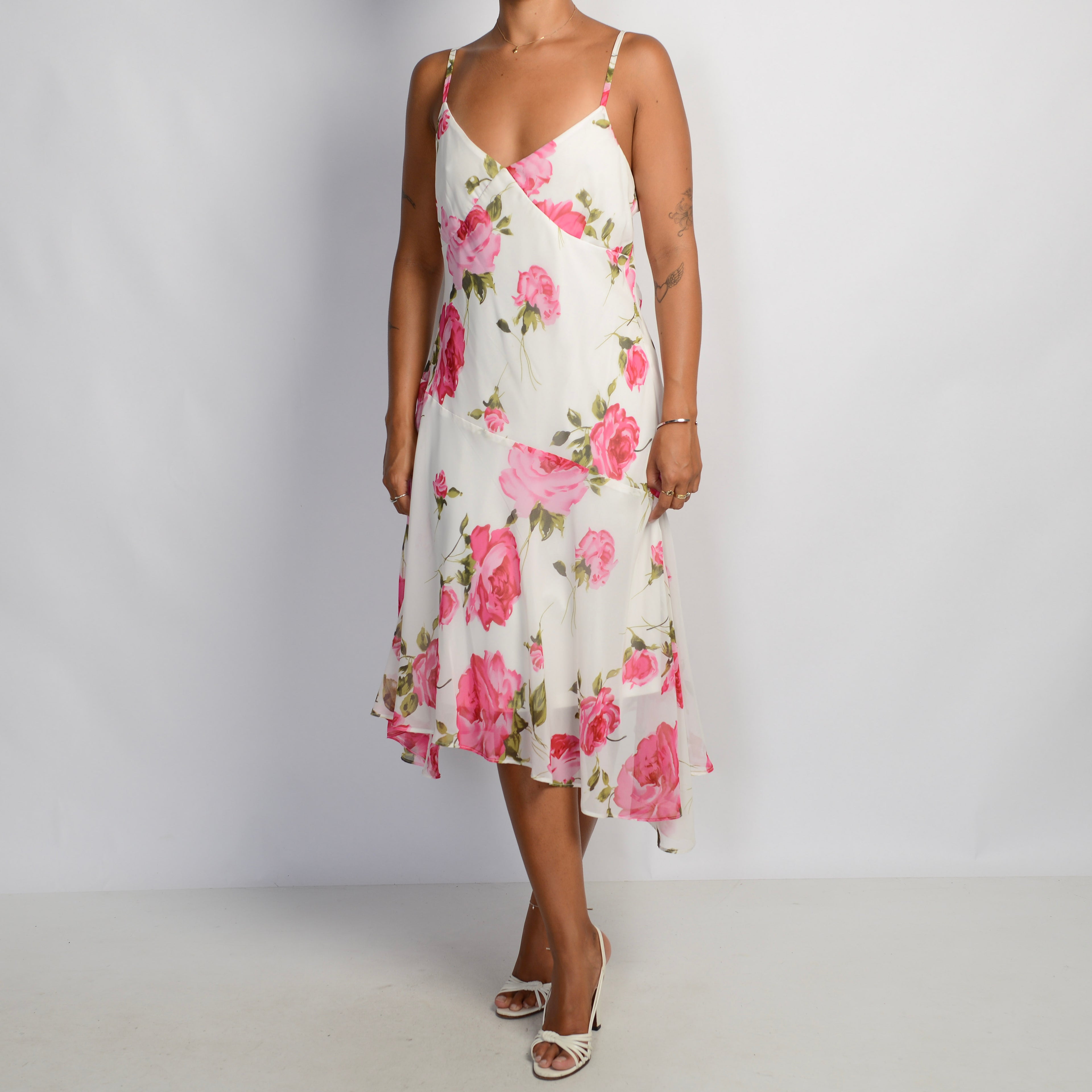 WHITE FLORAL MIDI DRESS