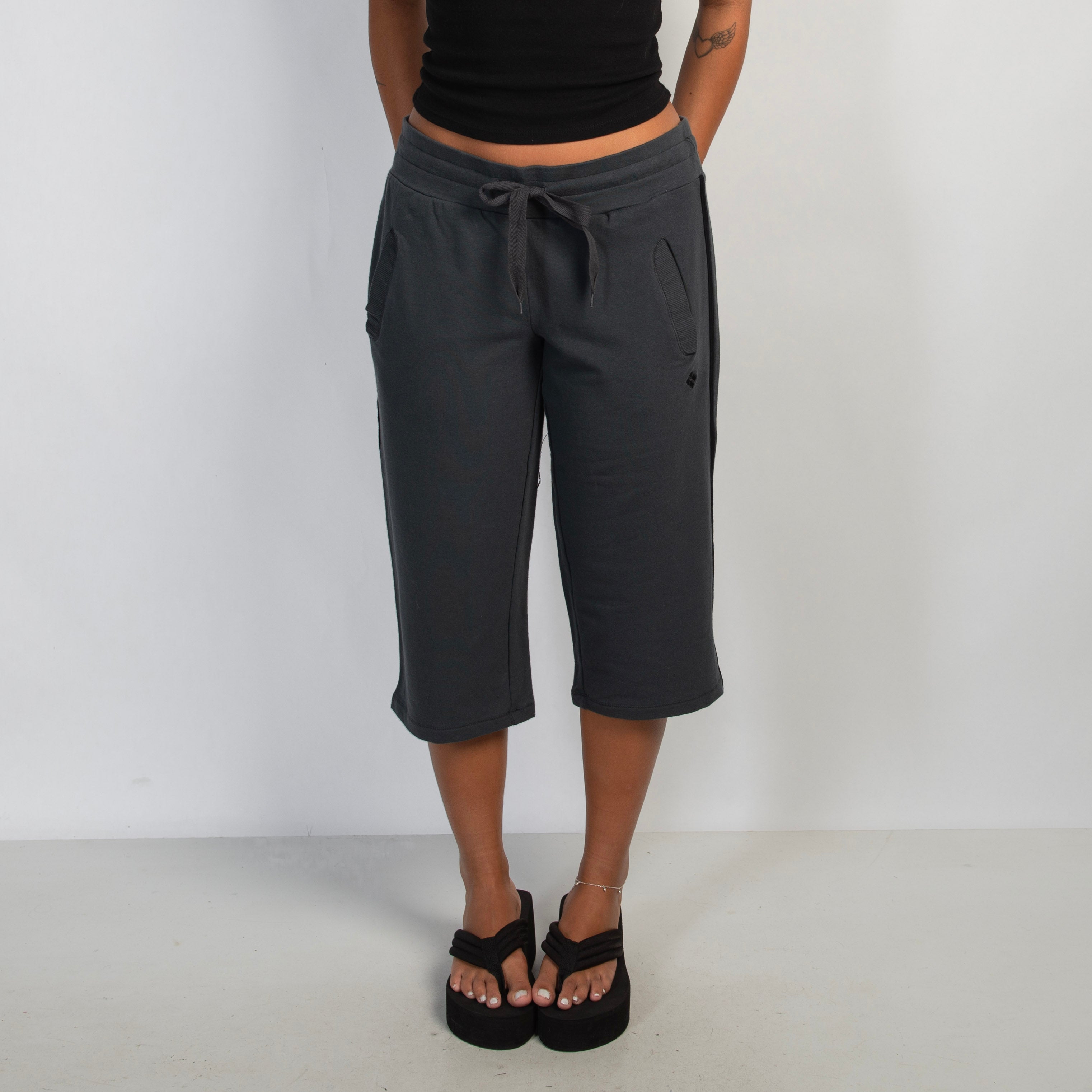 GREY CROP LOUNGE PANTS