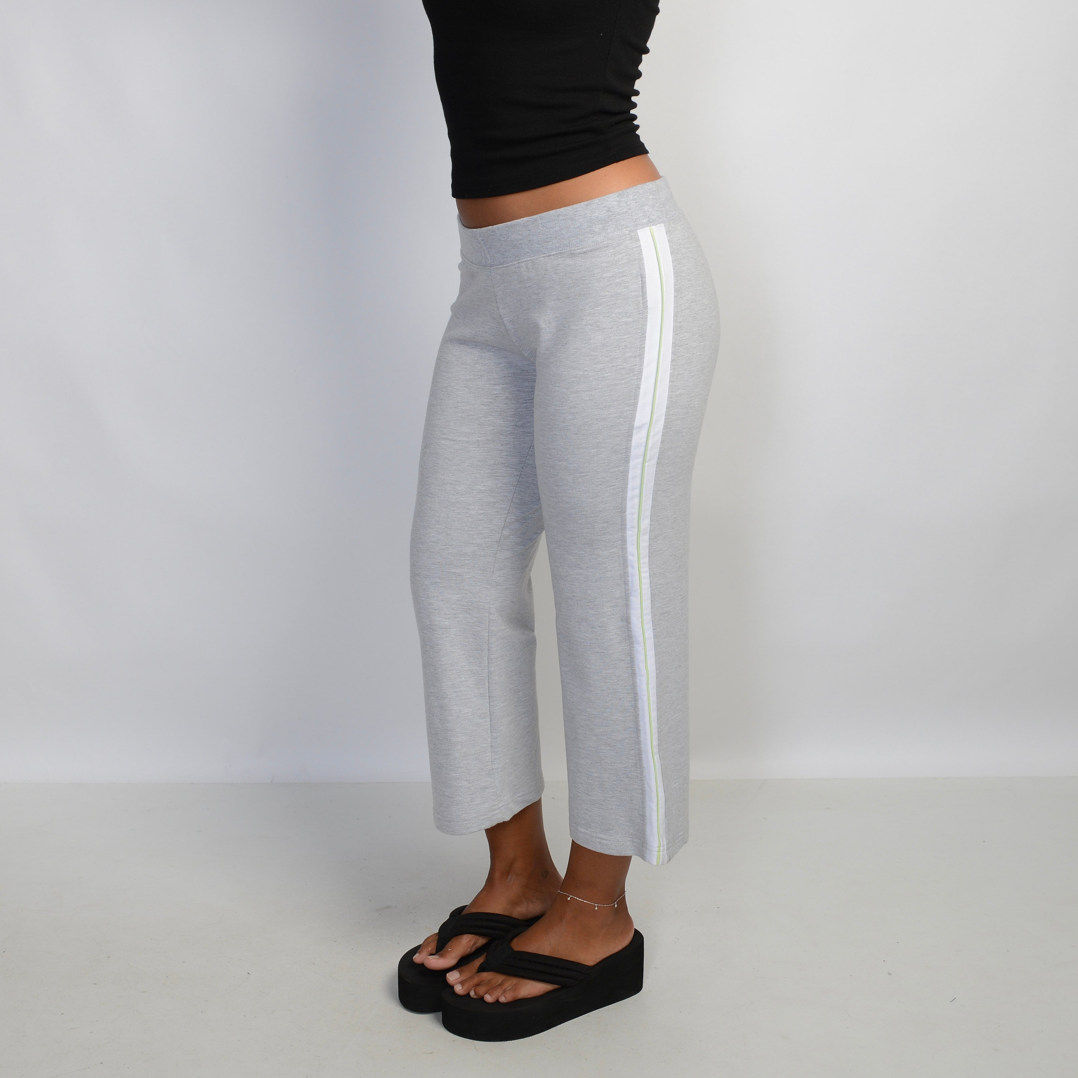 GREY CROP LOUNGE PANTS