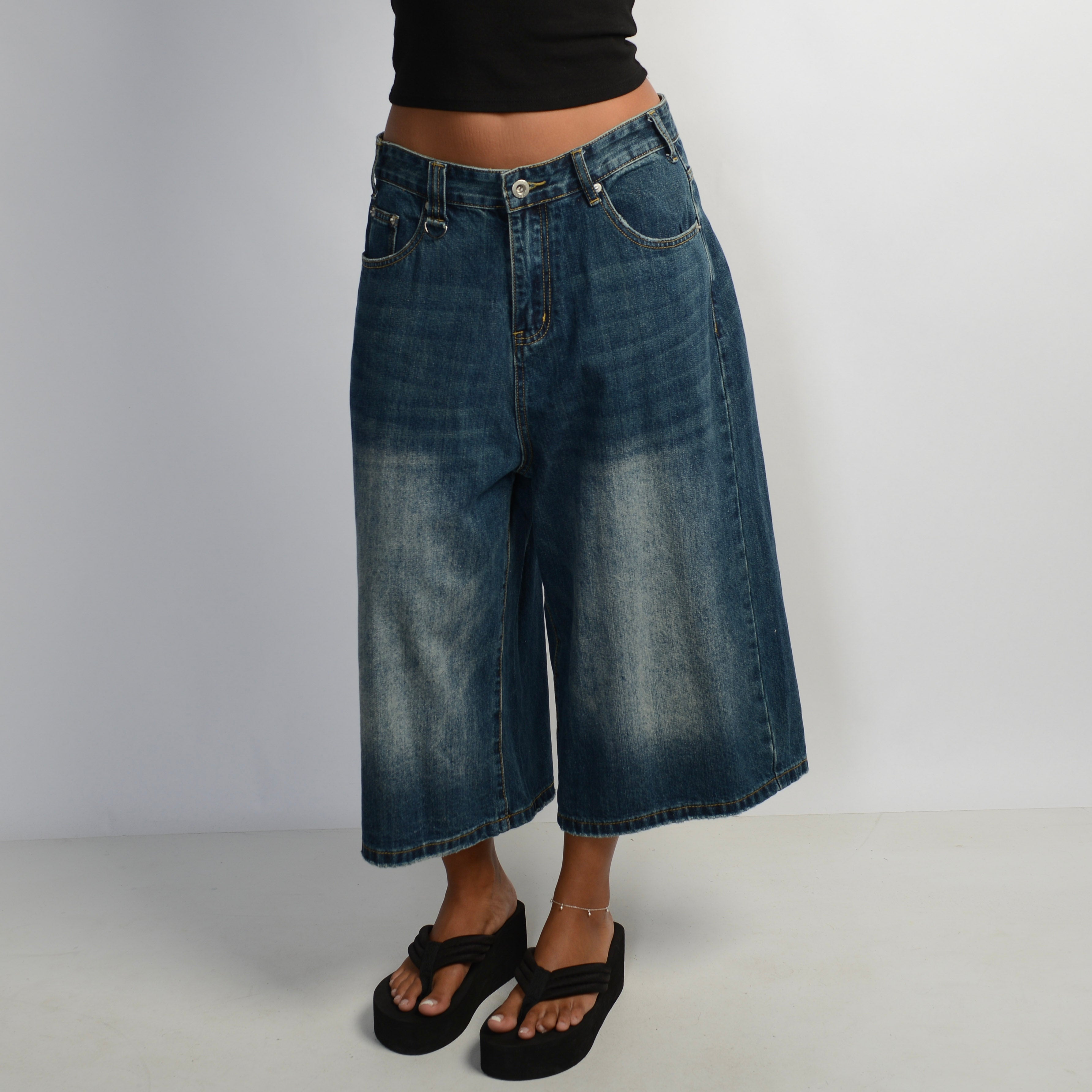 ULTRA WIDE LEG CROP JEANS