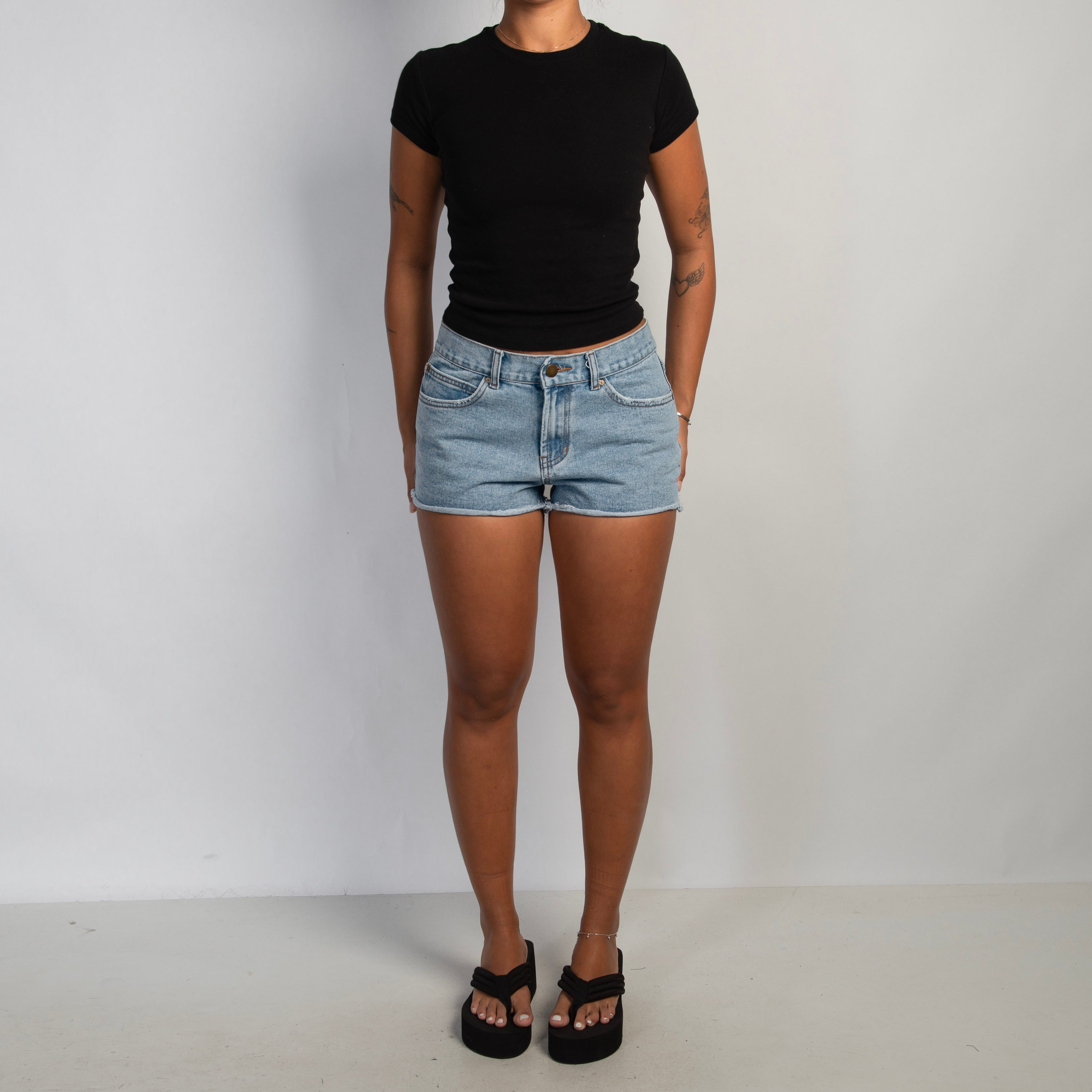 MID WASH DENIM SHORTS