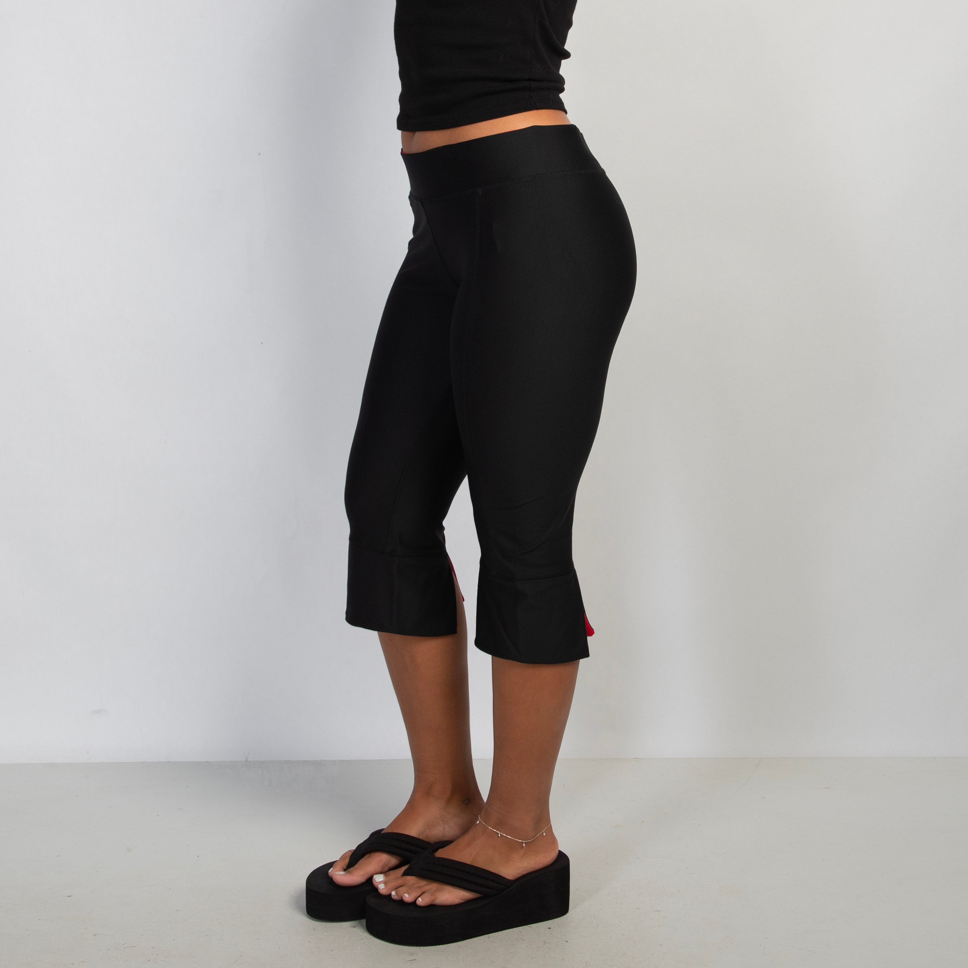 KICK FLARE CAPRI TIGHTS
