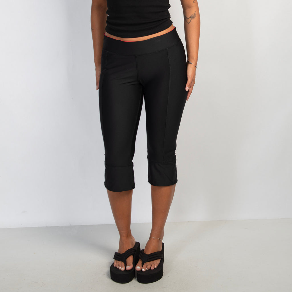 KICK FLARE CAPRI TIGHTS