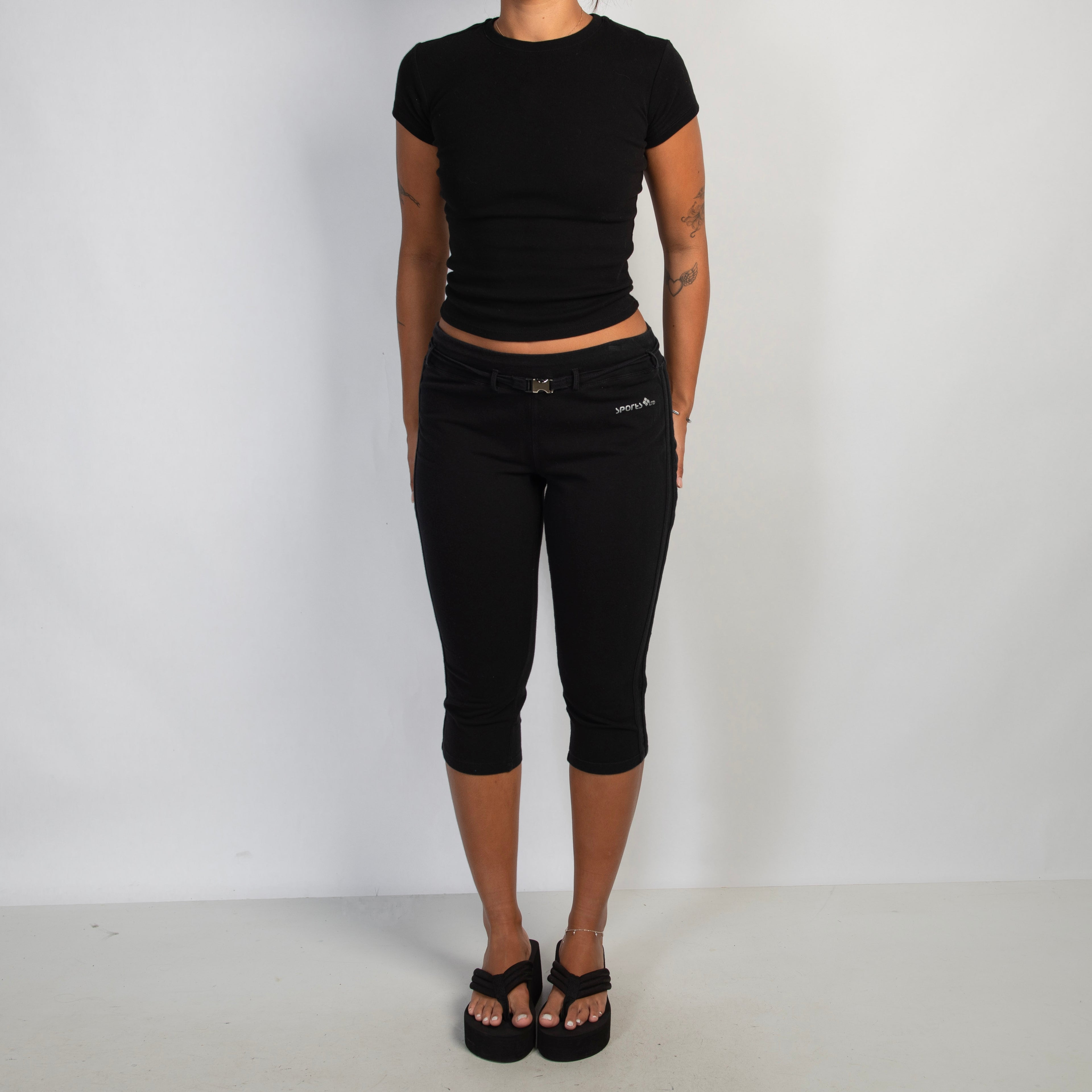 BLACK COTTON CAPRI TIGHTS