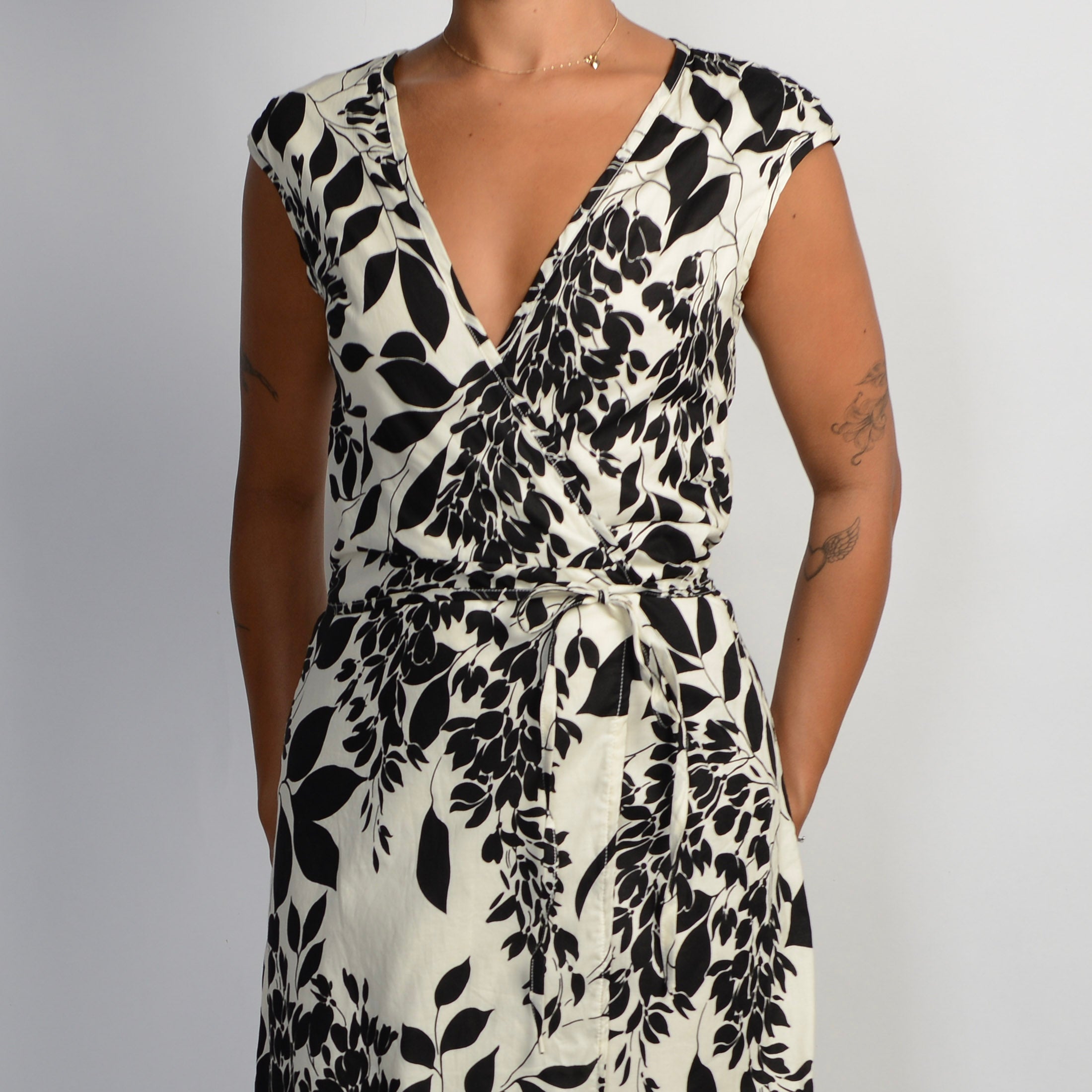 FLORAL WRAP DRESS