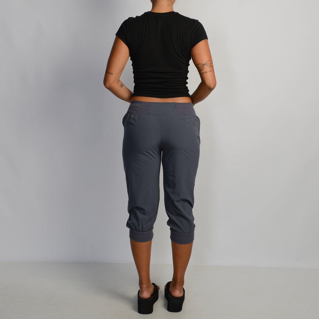 SLATE GREY CROP PANTS