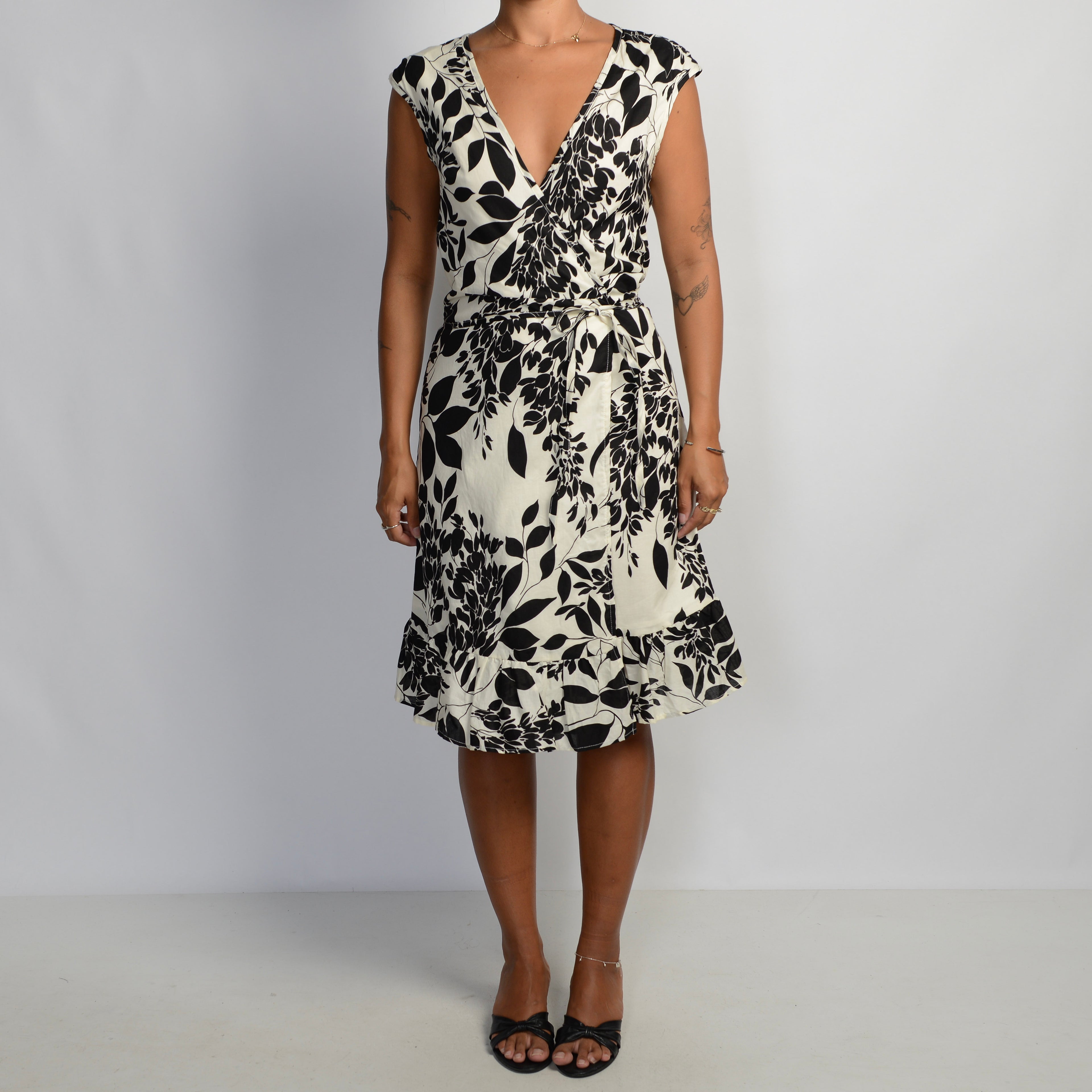 FLORAL WRAP DRESS