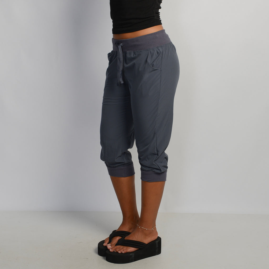 SLATE GREY CROP PANTS