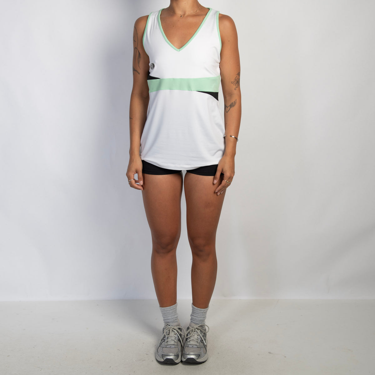 WHITE ACTIVE TANK TOP