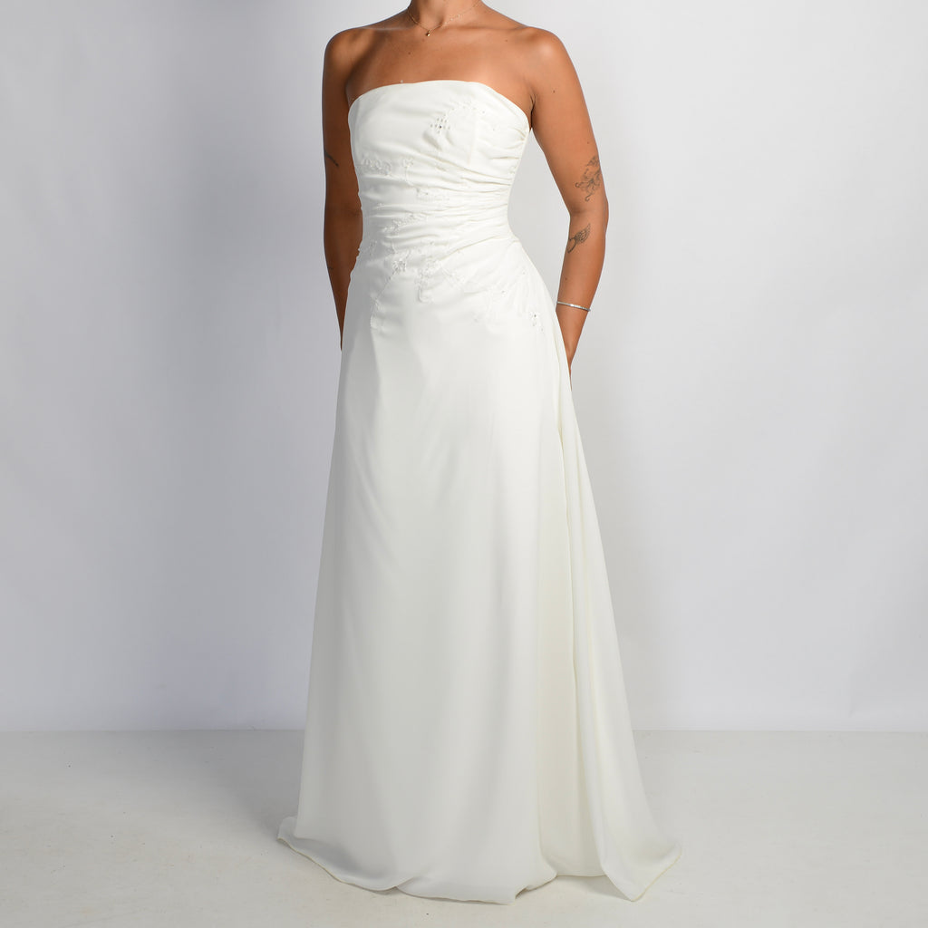 IVORY STRAPLESS GOWN