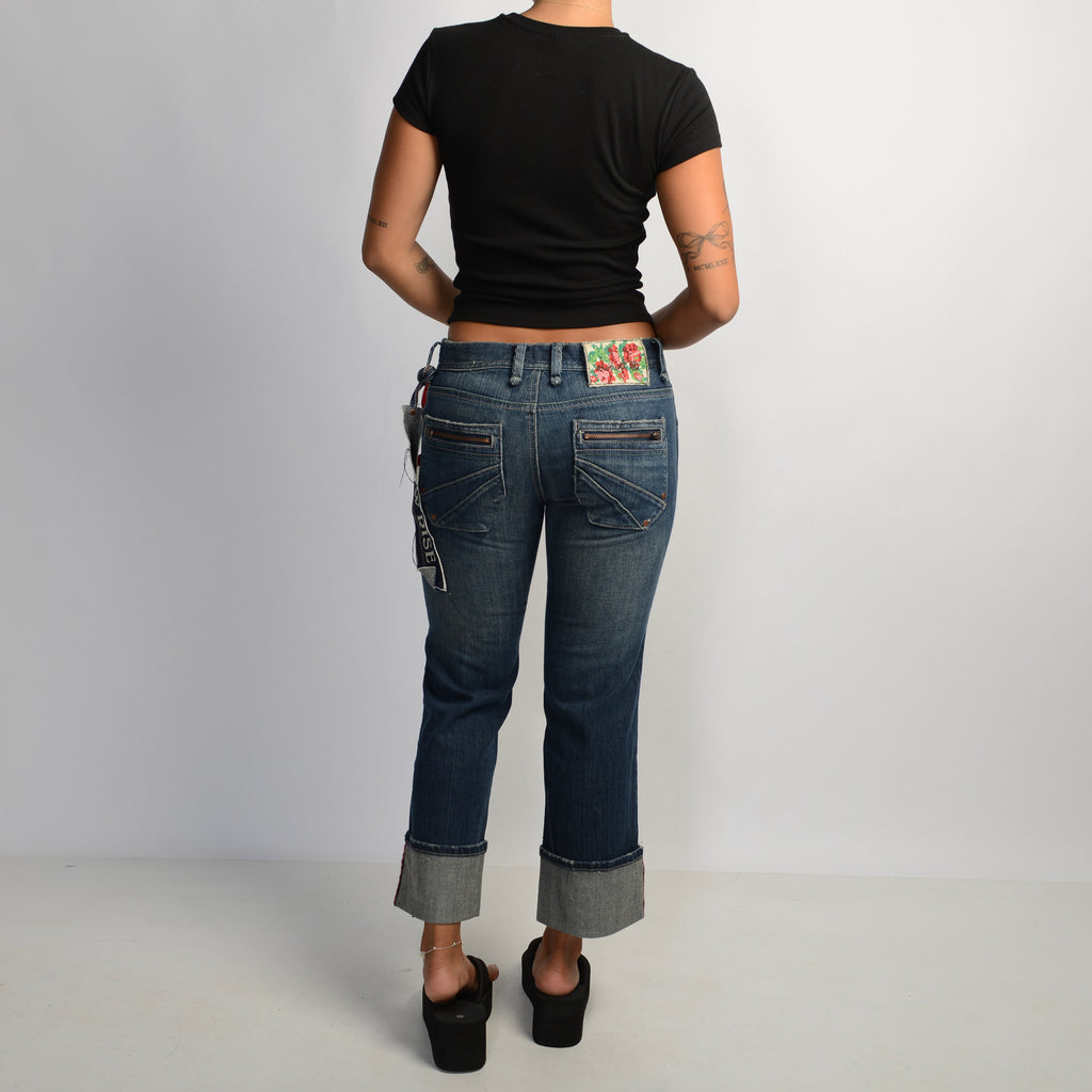CUFF CAPRI JEANS