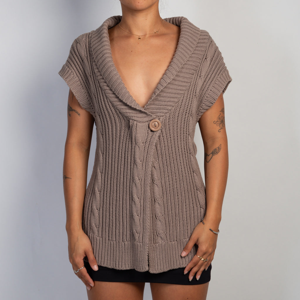 GREY CABLE KNIT TOP