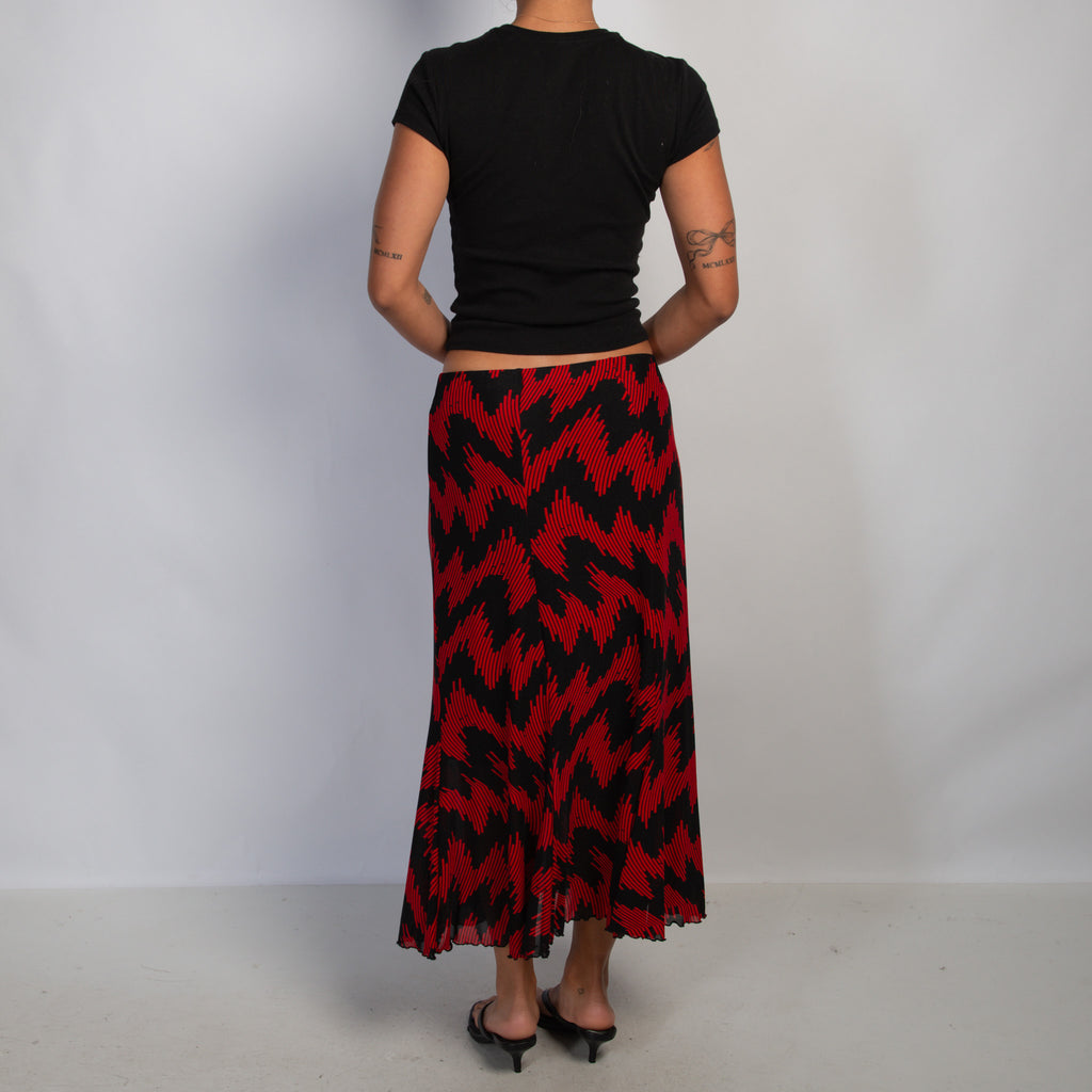 RED PATTERN SKIRT
