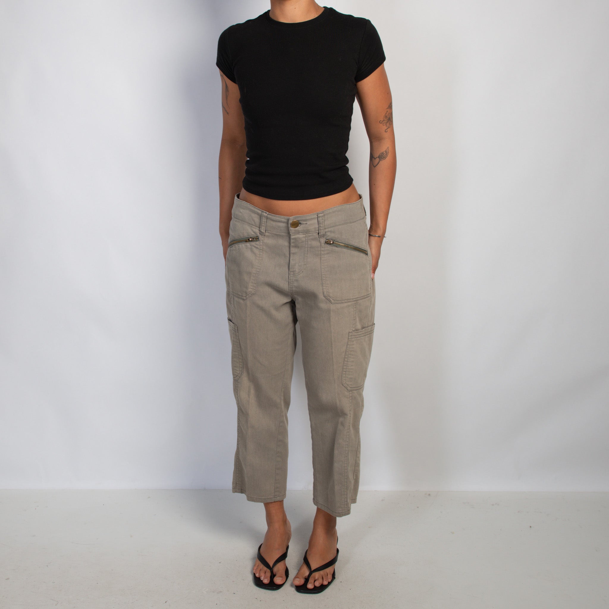 KHAKI CROP CARGO PANTS
