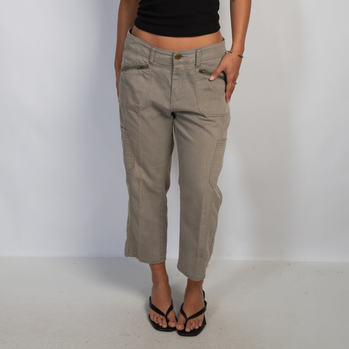 KHAKI CROP CARGO PANTS