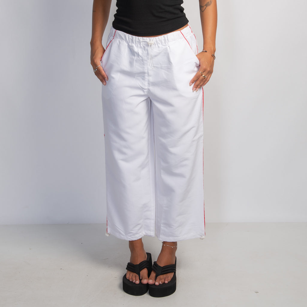 WHITE PARACHUTE PANTS
