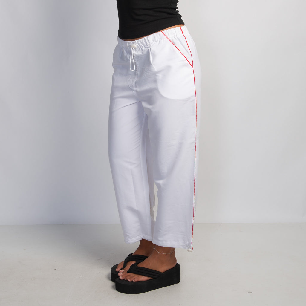 WHITE PARACHUTE PANTS