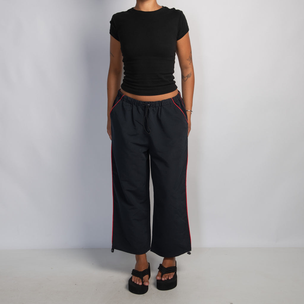 DEEP NAVY PARACHUTE PANTS
