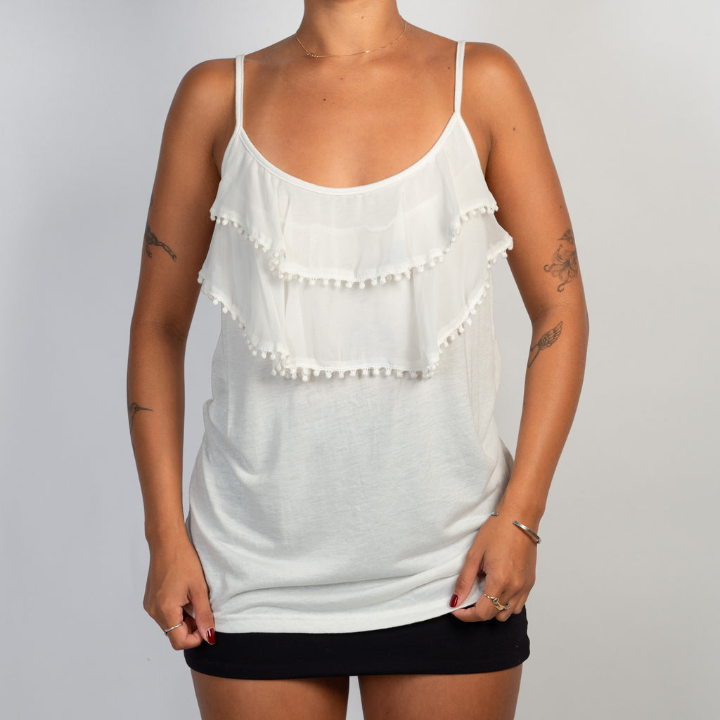 WHITE RUFFLE SINGLET