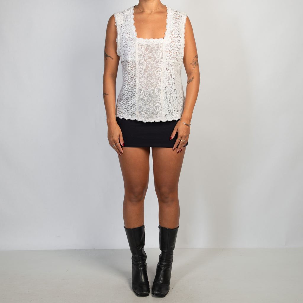 WHITE LACE TOP