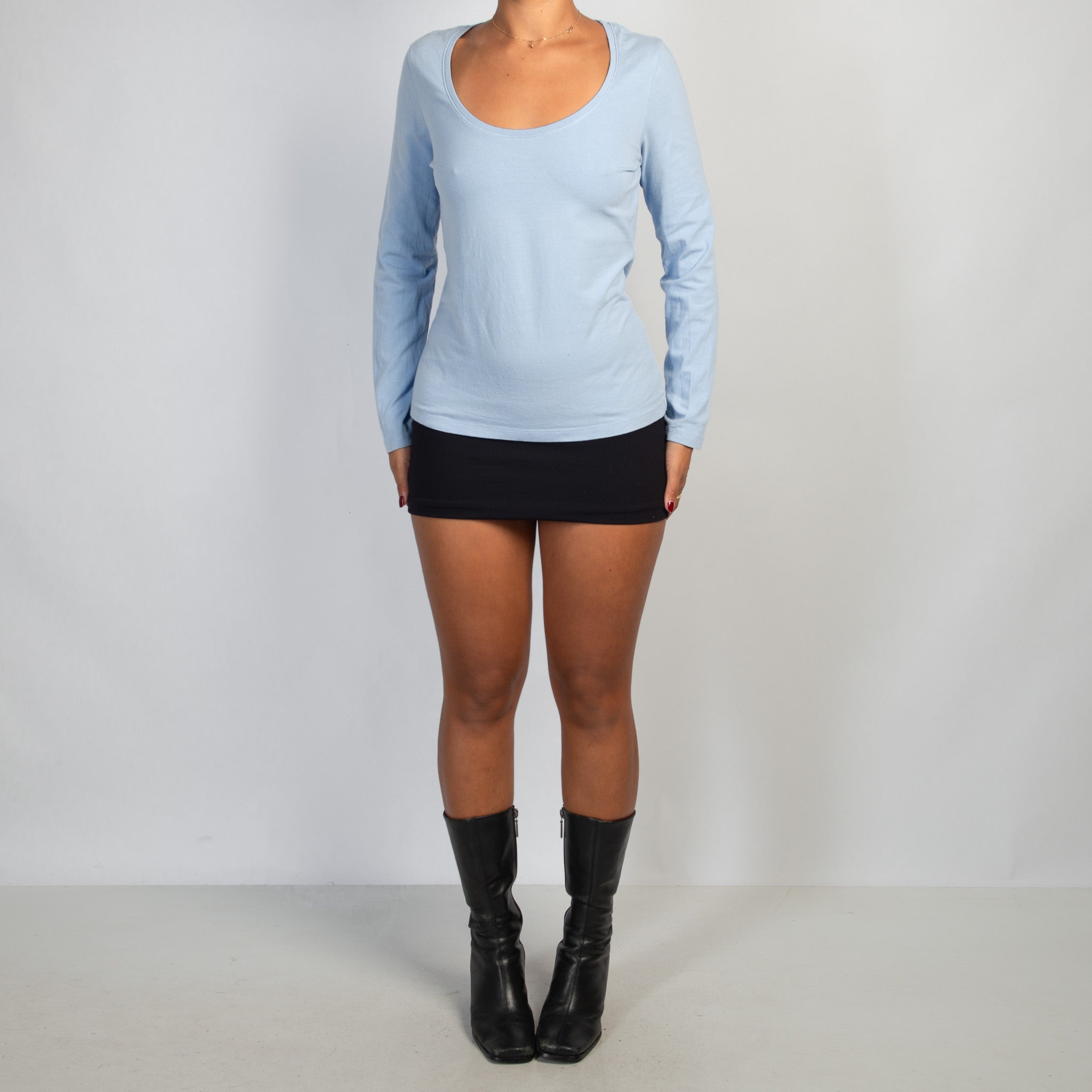 BLUE LONG SLEEVE TOP