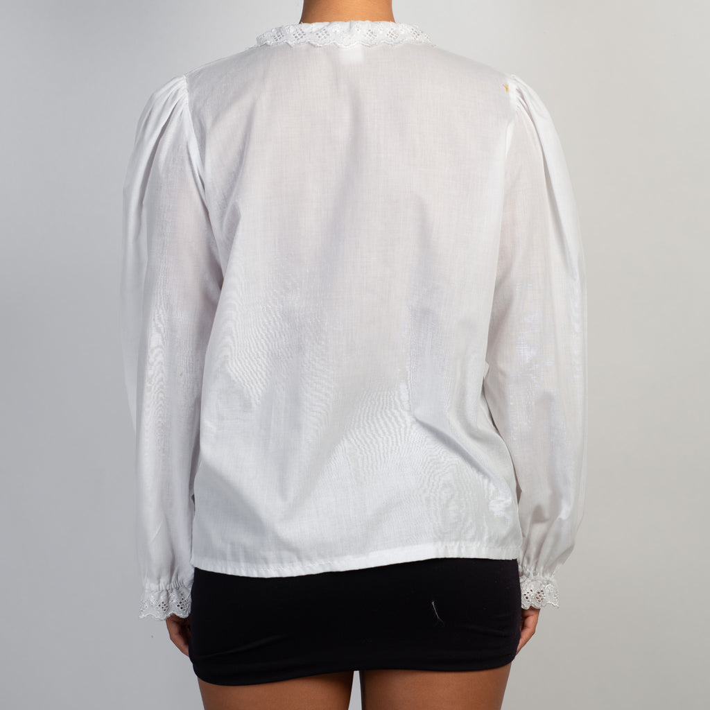 WHITE TIERED BRODERIE BLOUSE