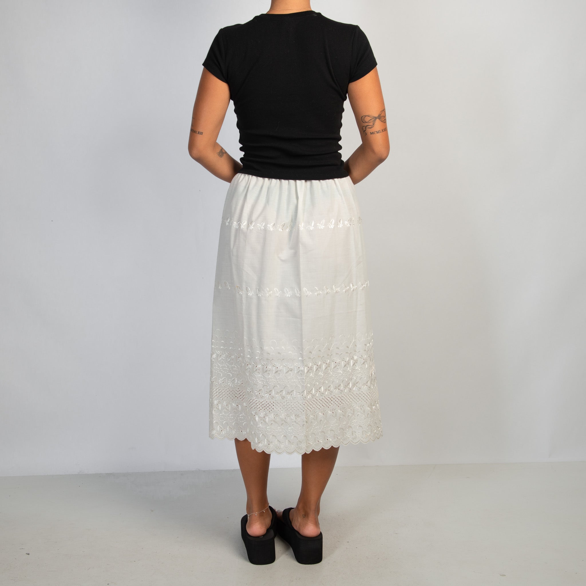 OFF WHITE BRODERIE SKIRT