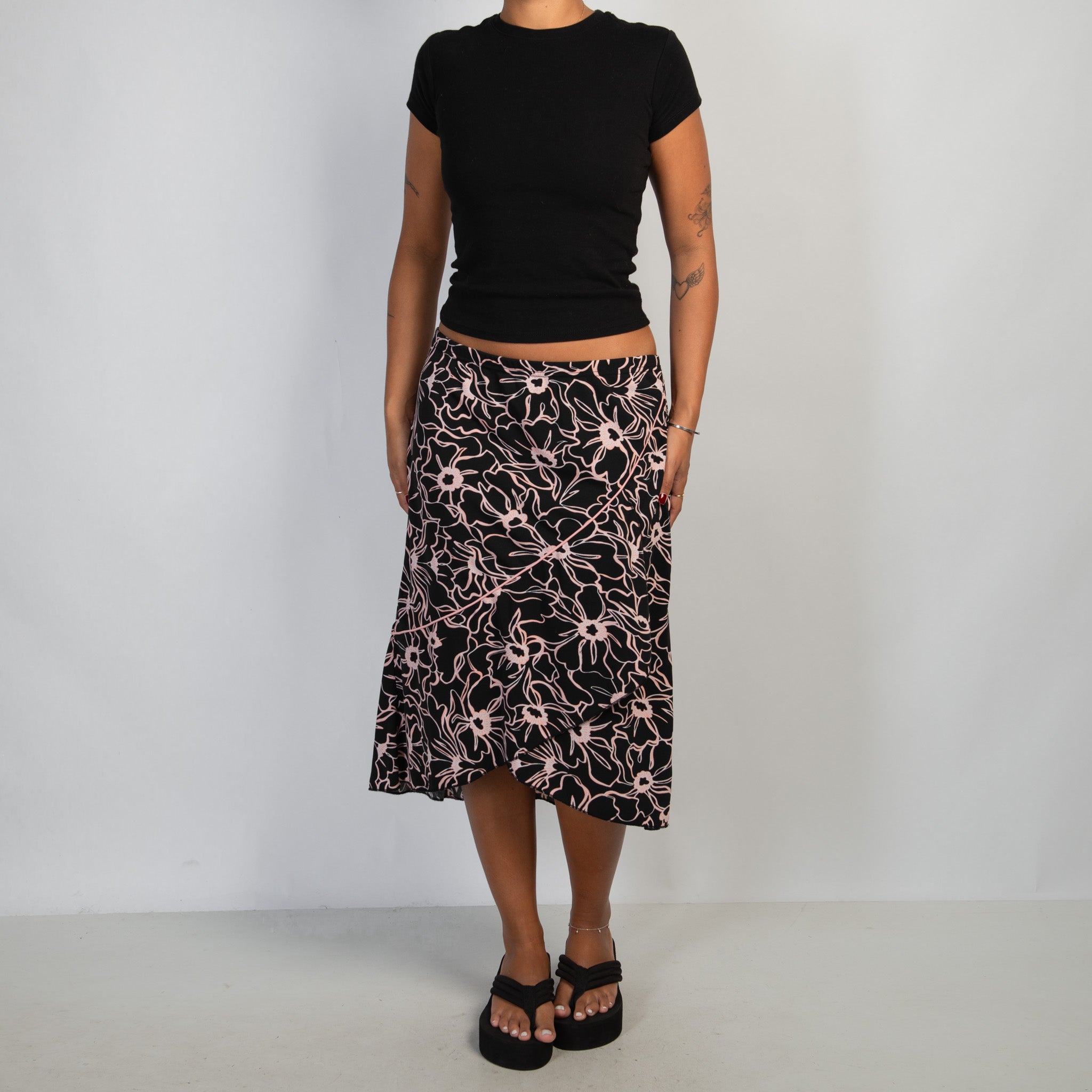 FLORAL MIDI SKIRT