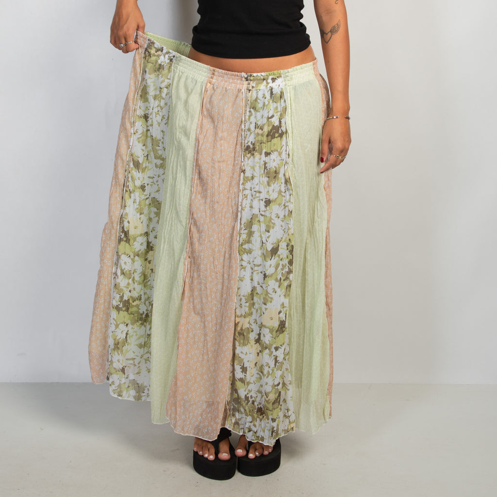 GREEN FLORAL SKIRT