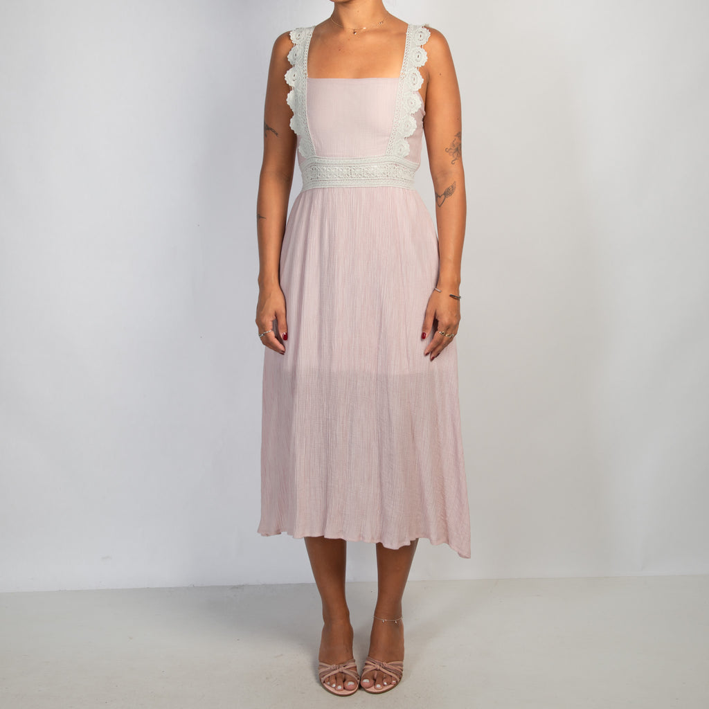PINK TEXTURED MIDI DRESS