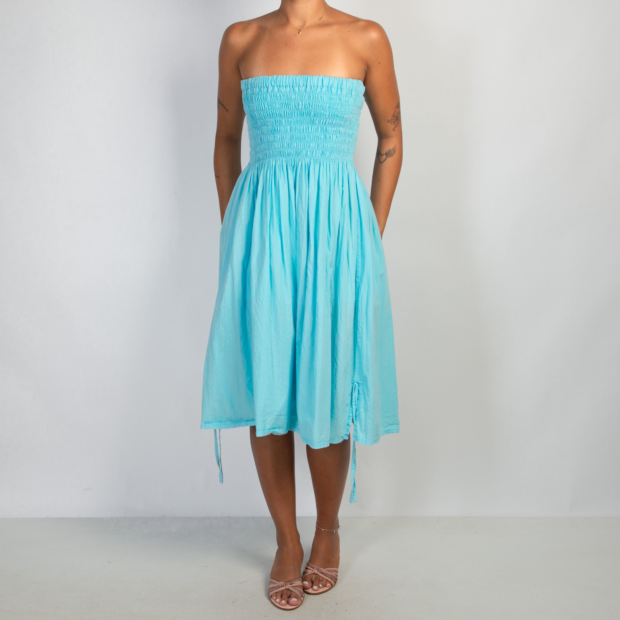BLUE STRAPLESS DRESS
