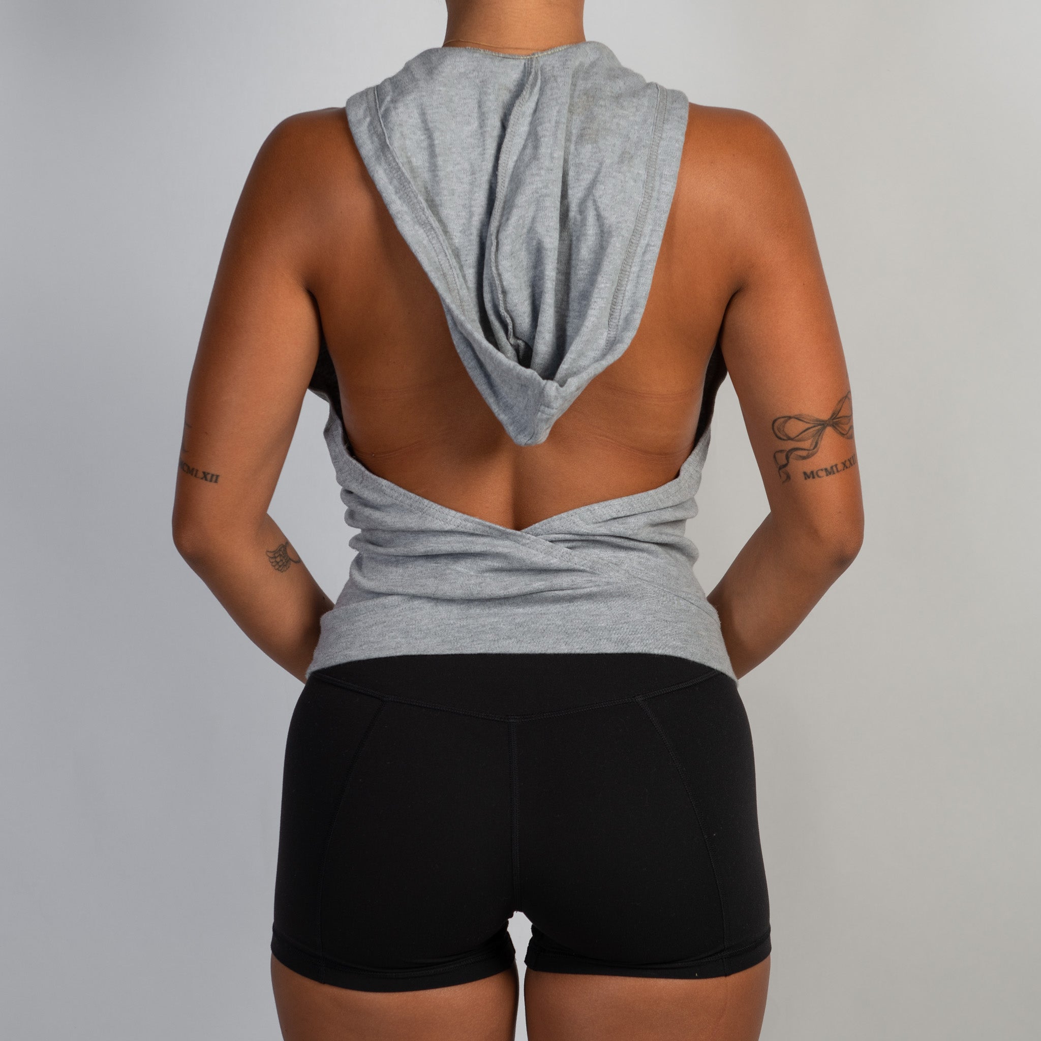 GREY ZIP HOOD TOP