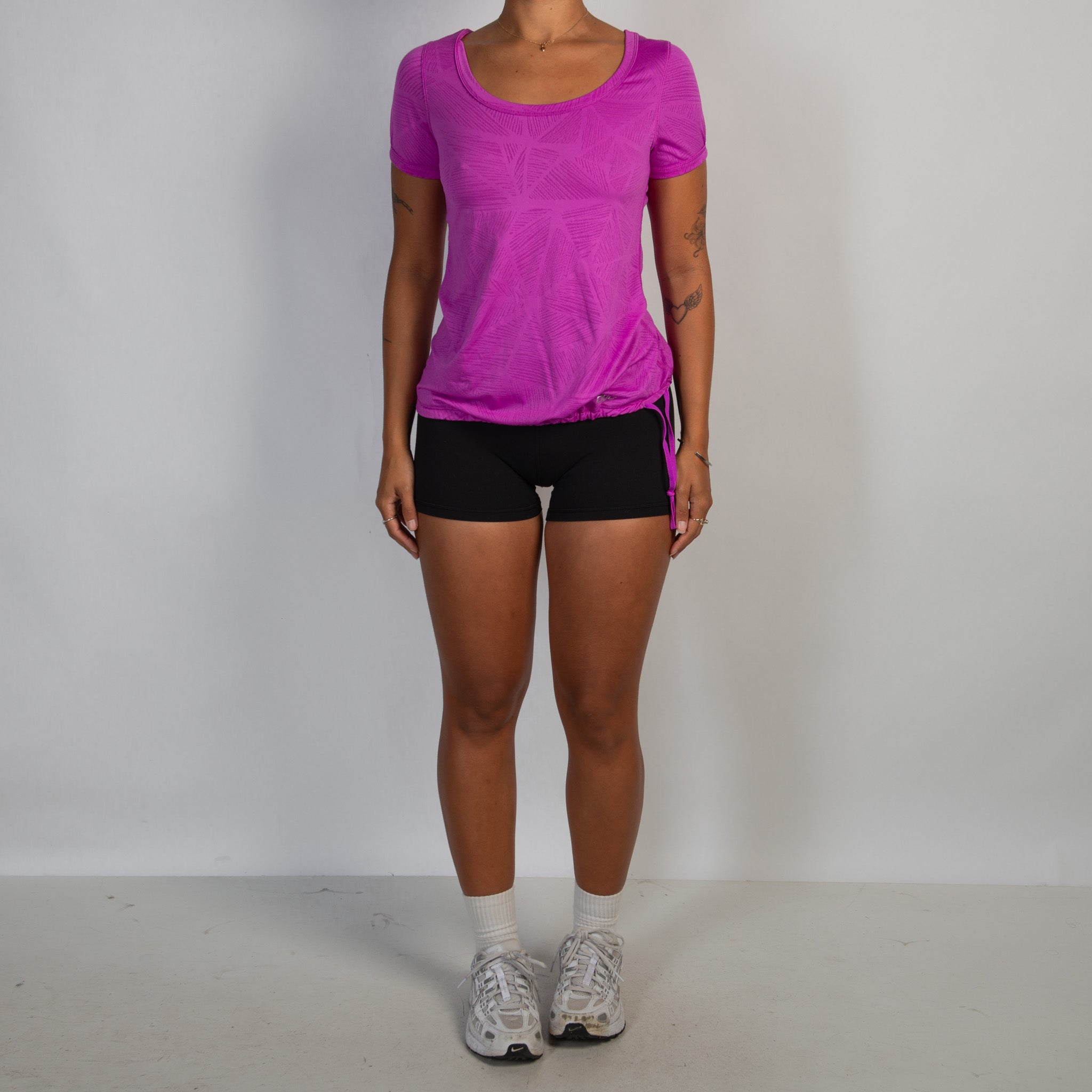 FUSHCIA ACTIVE TEE