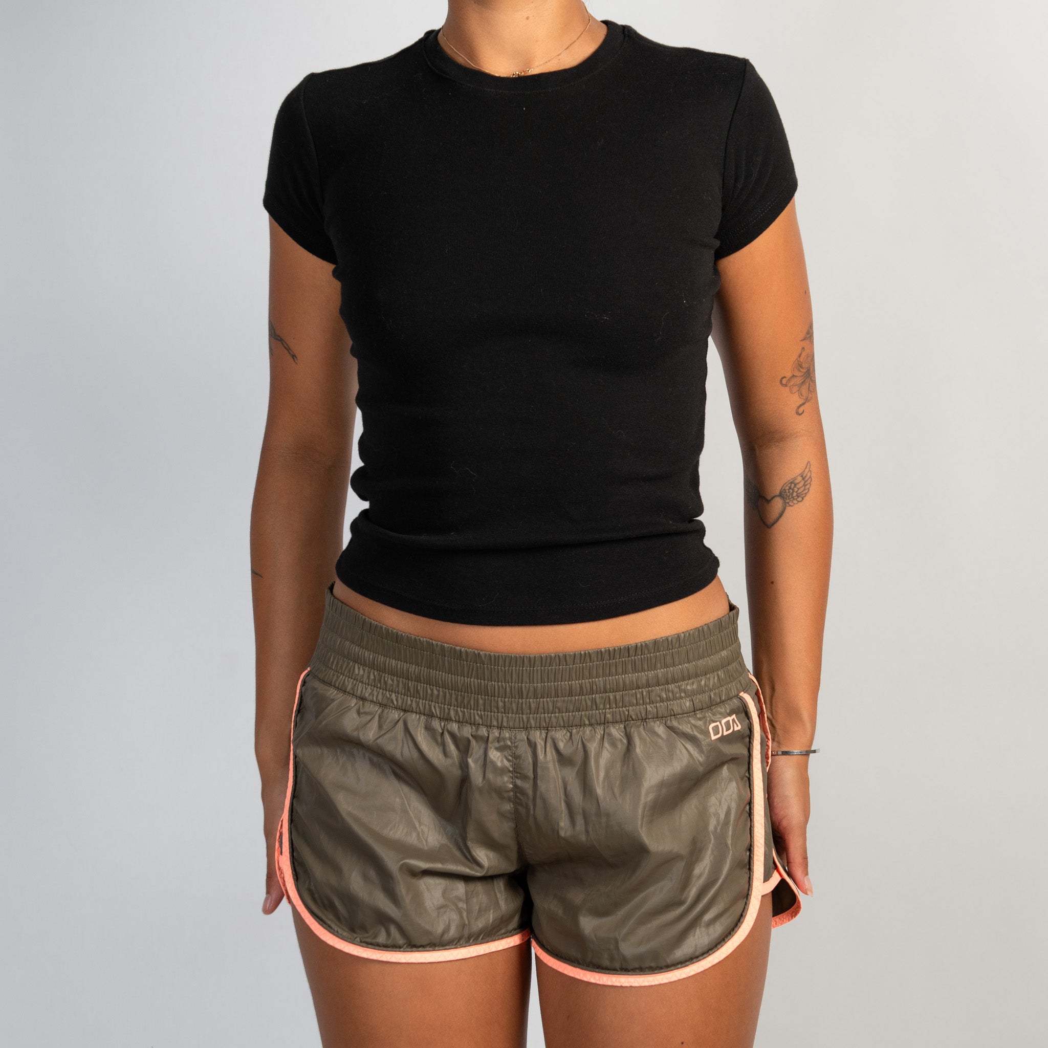 KHAKI SPRAY SHORTS