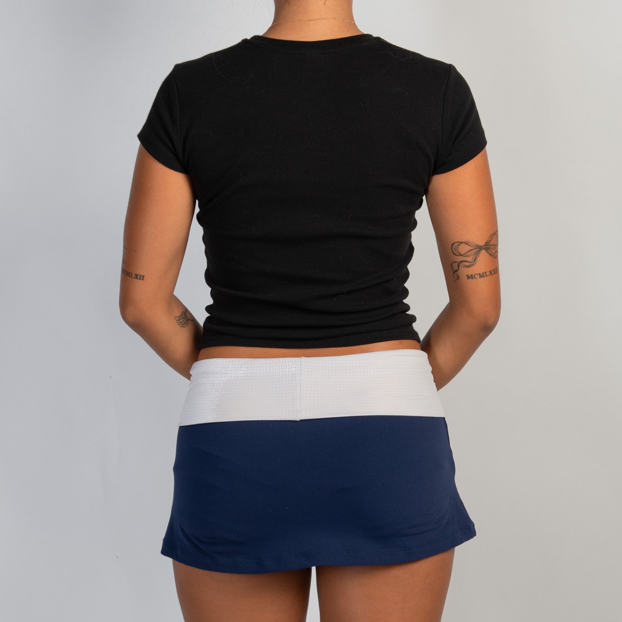 NAVY FOLD OVER SKORT