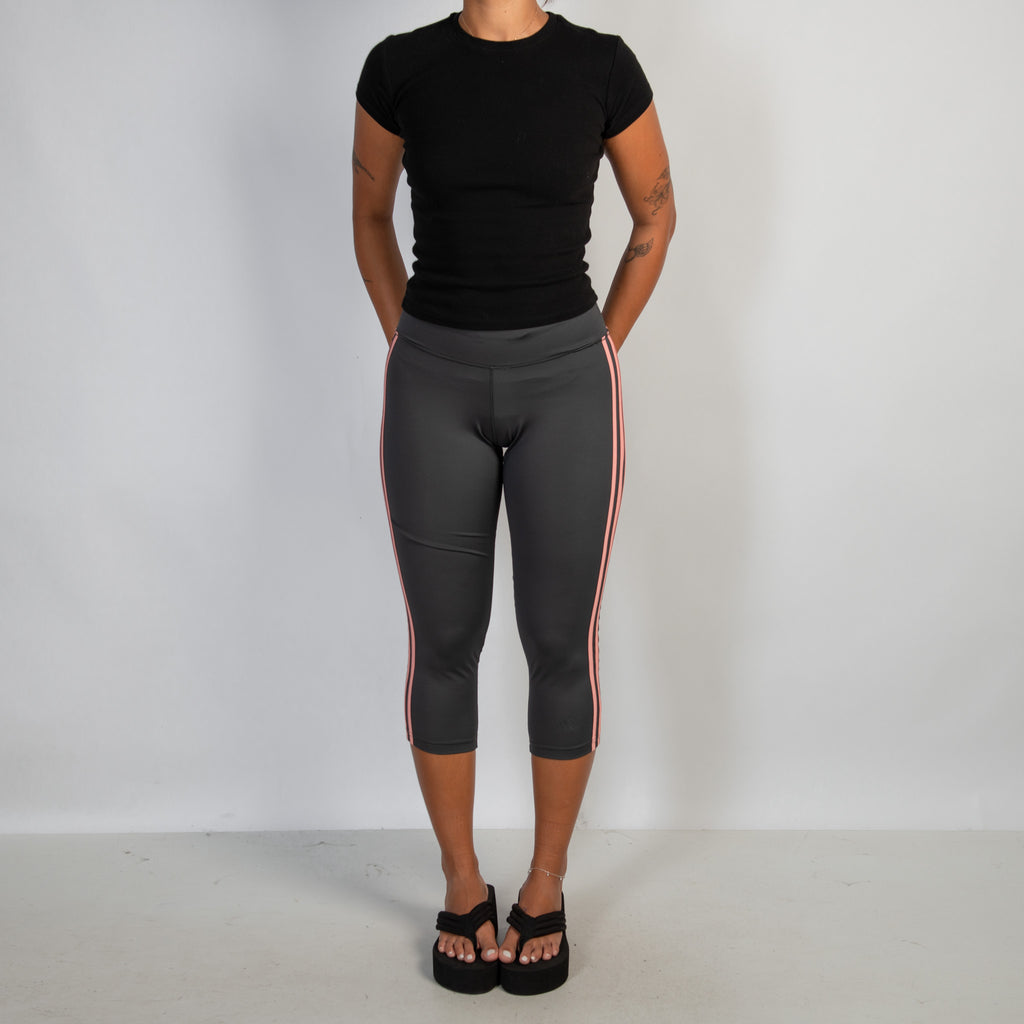 SLATE GREY CAPRI TIGHTS